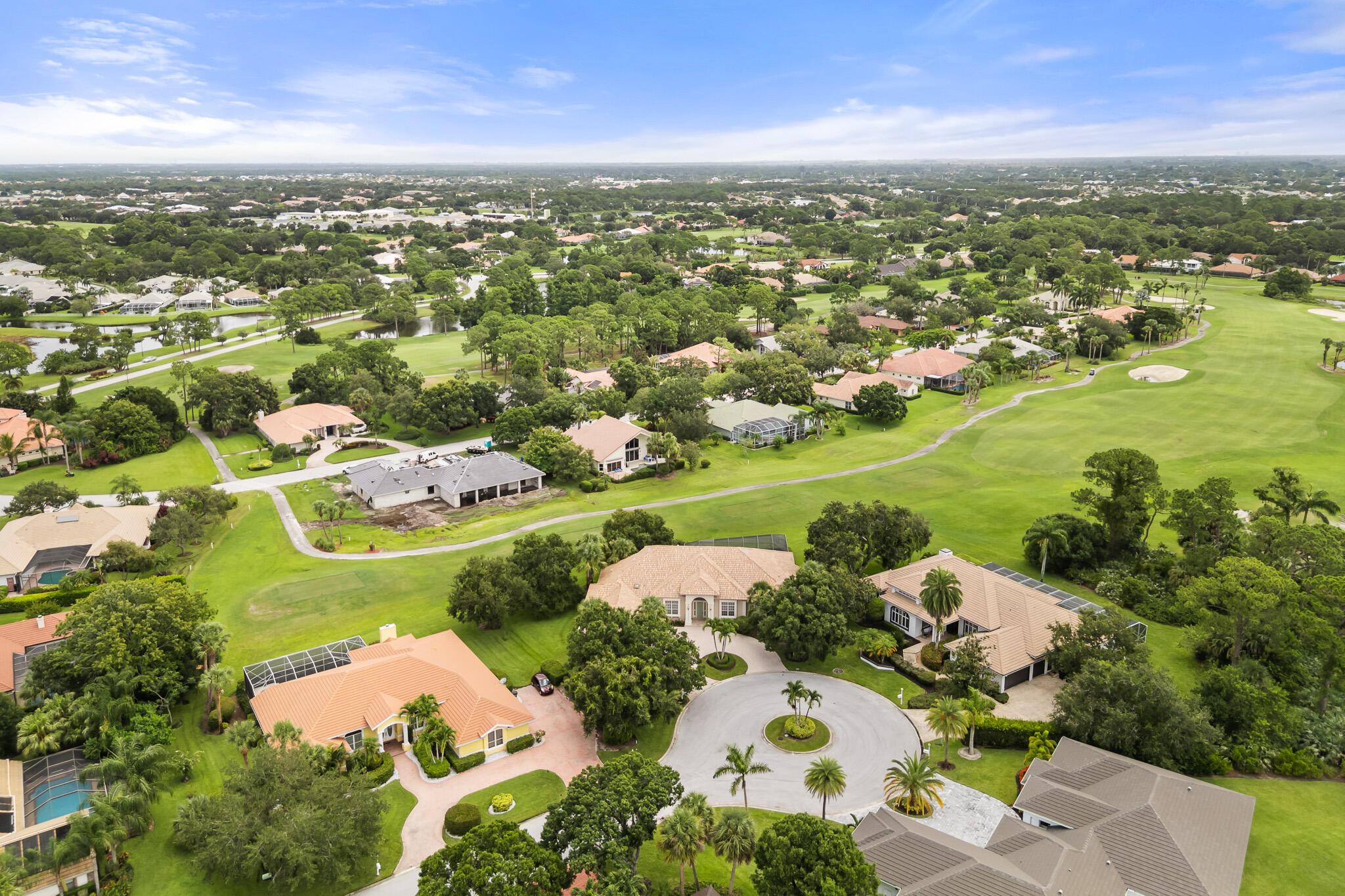 COUNTRY CLUB ESTATES - Residential