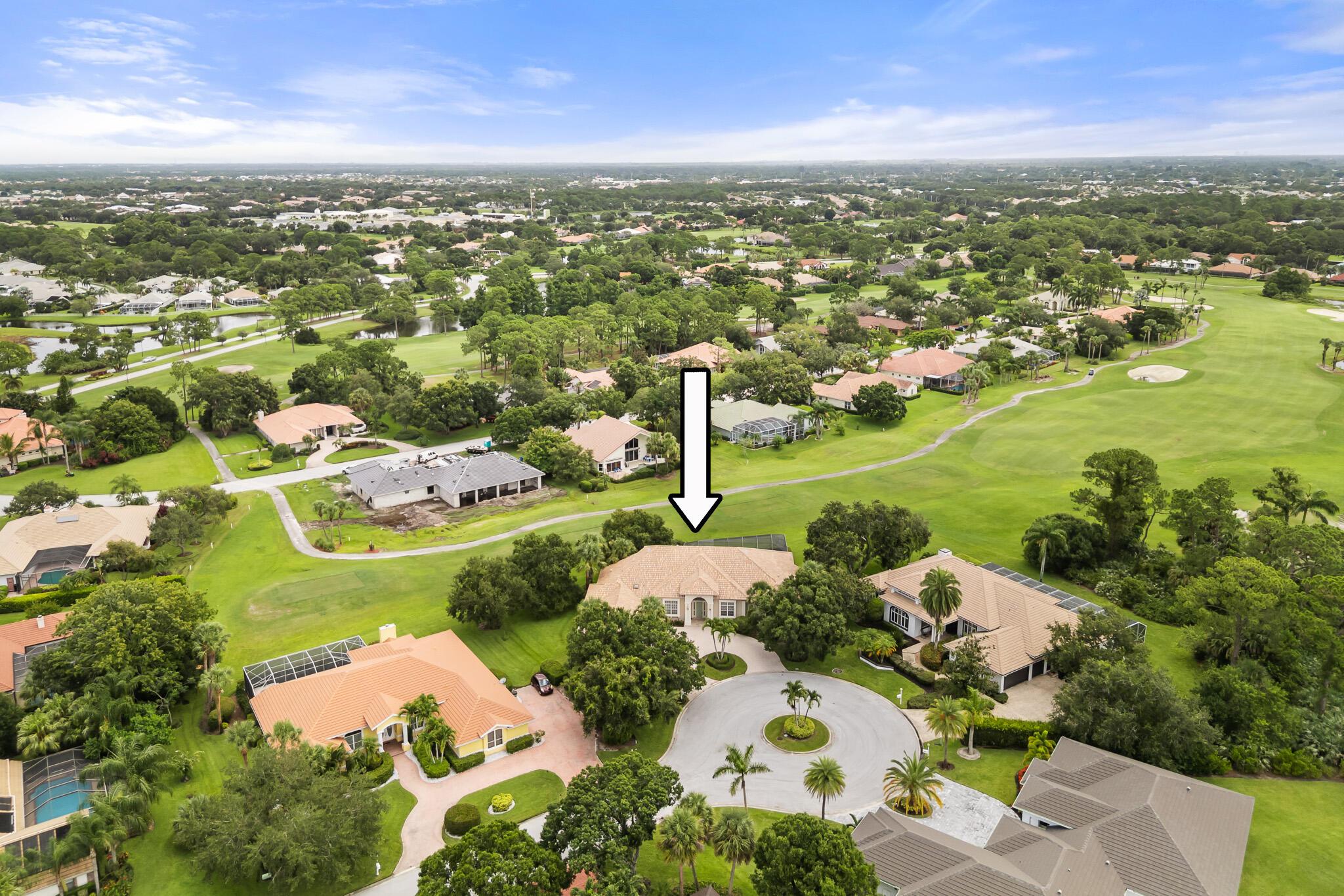 COUNTRY CLUB ESTATES - Residential