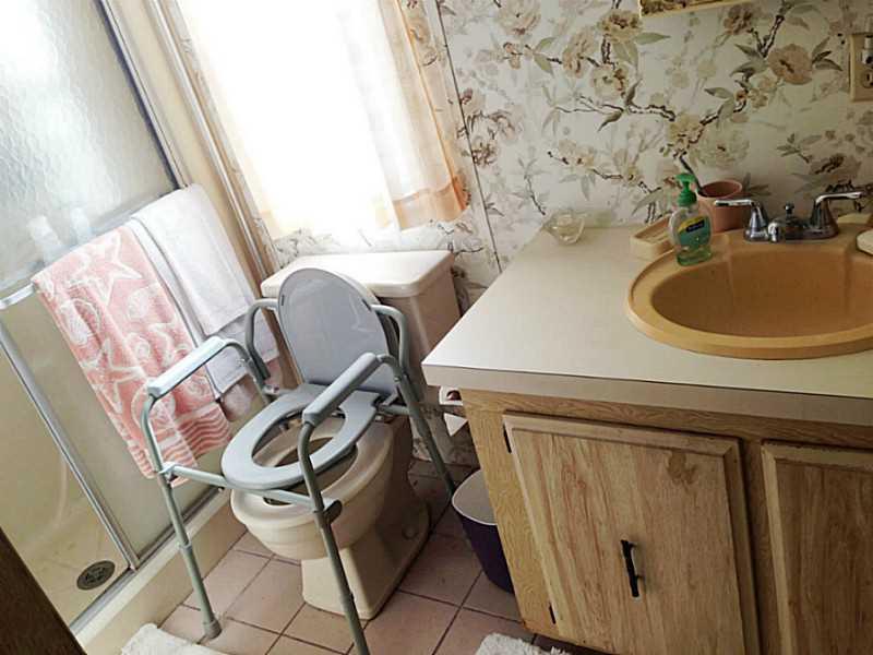 RAVENSWOOD NORTH 108-45 B - Residential