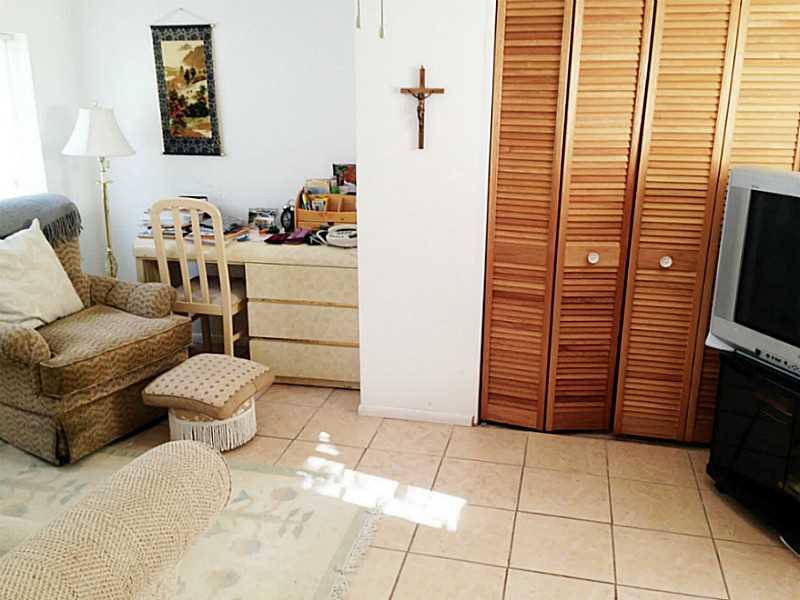 RAVENSWOOD NORTH 108-45 B - Residential