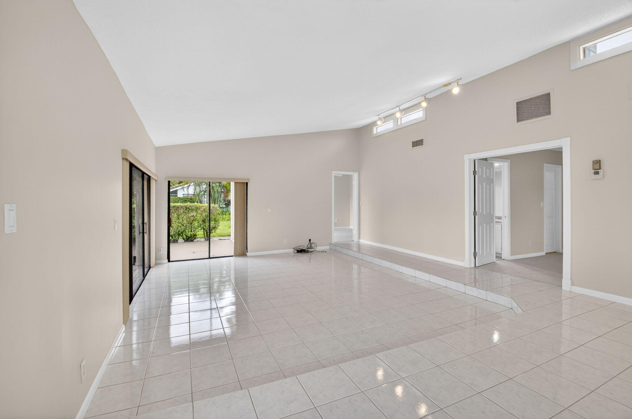 VILLAS OF GREEN GLEN II - Residential