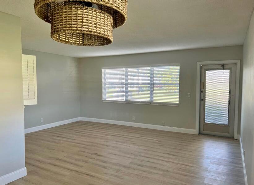 EASTHAMPTON CONDO - Residential