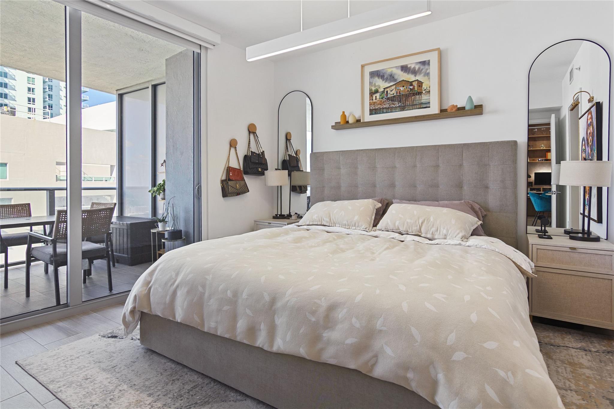 Aria on the Bay - Residential
