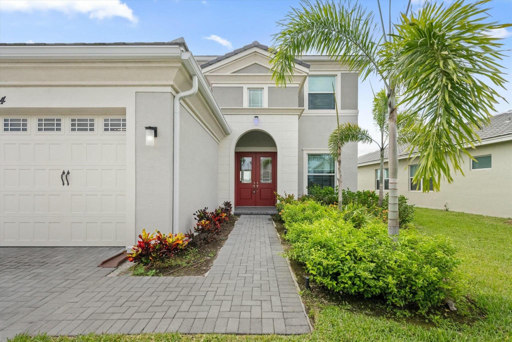 Photo of 14964 Redcove Place, Westlake, FL 33470 (MLS # R11085692)