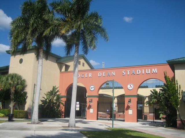 VILLAGE AT ABACOA CONDO - Residential Lease