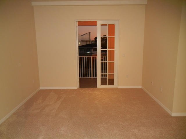 VILLAGE AT ABACOA CONDO - Residential Lease