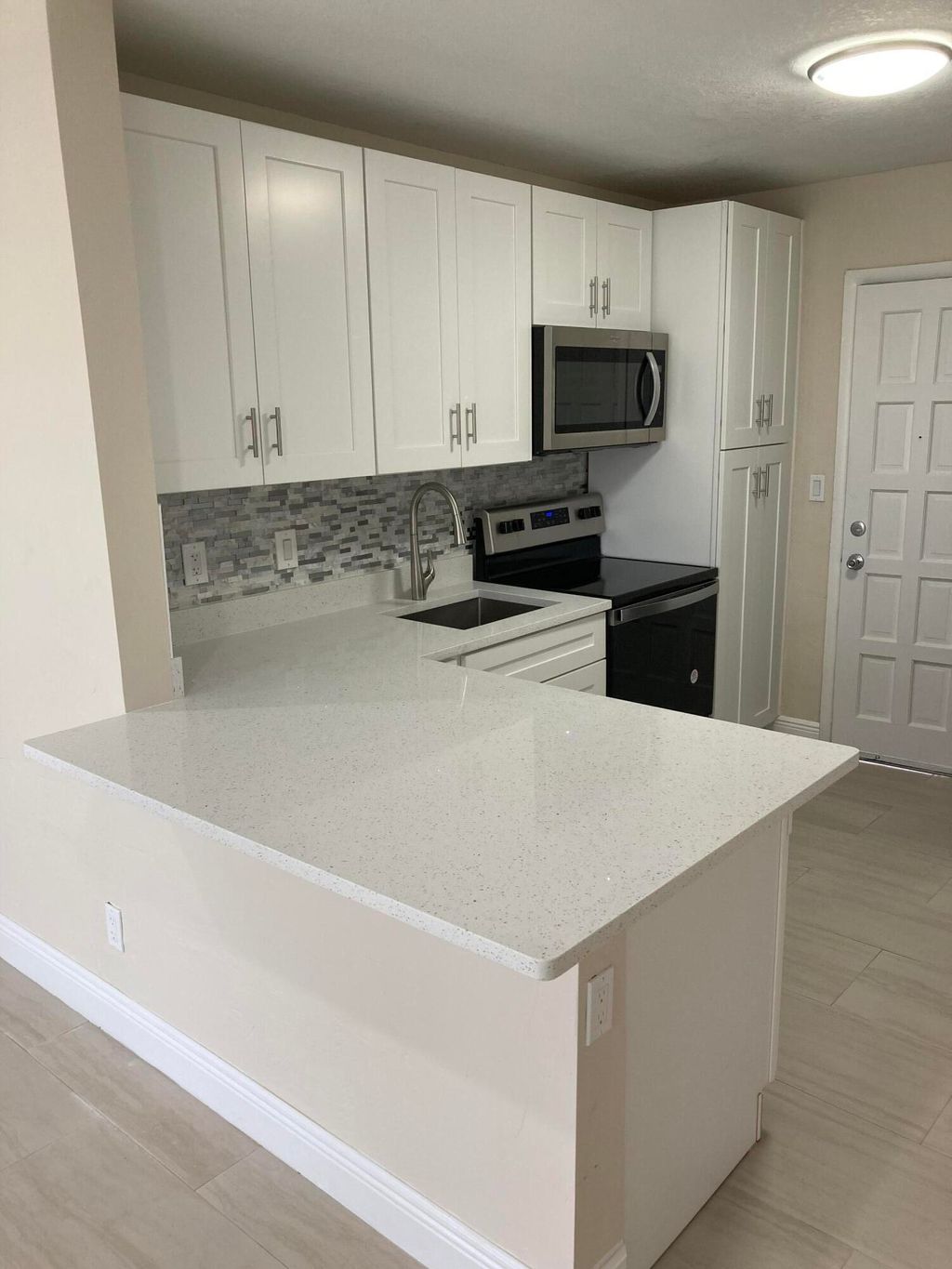 Photo of 1648 NE 31st Court, Pompano Beach, FL 33064 (MLS # B26036570)