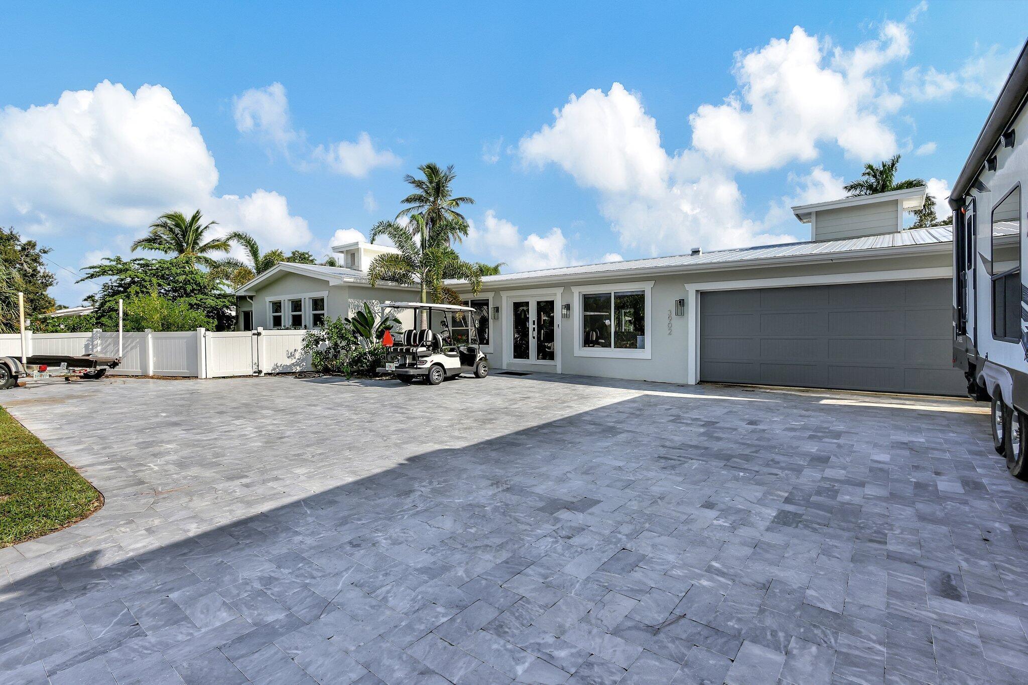 View photos, virtual tours, details... 3902 SE Coquina Drive