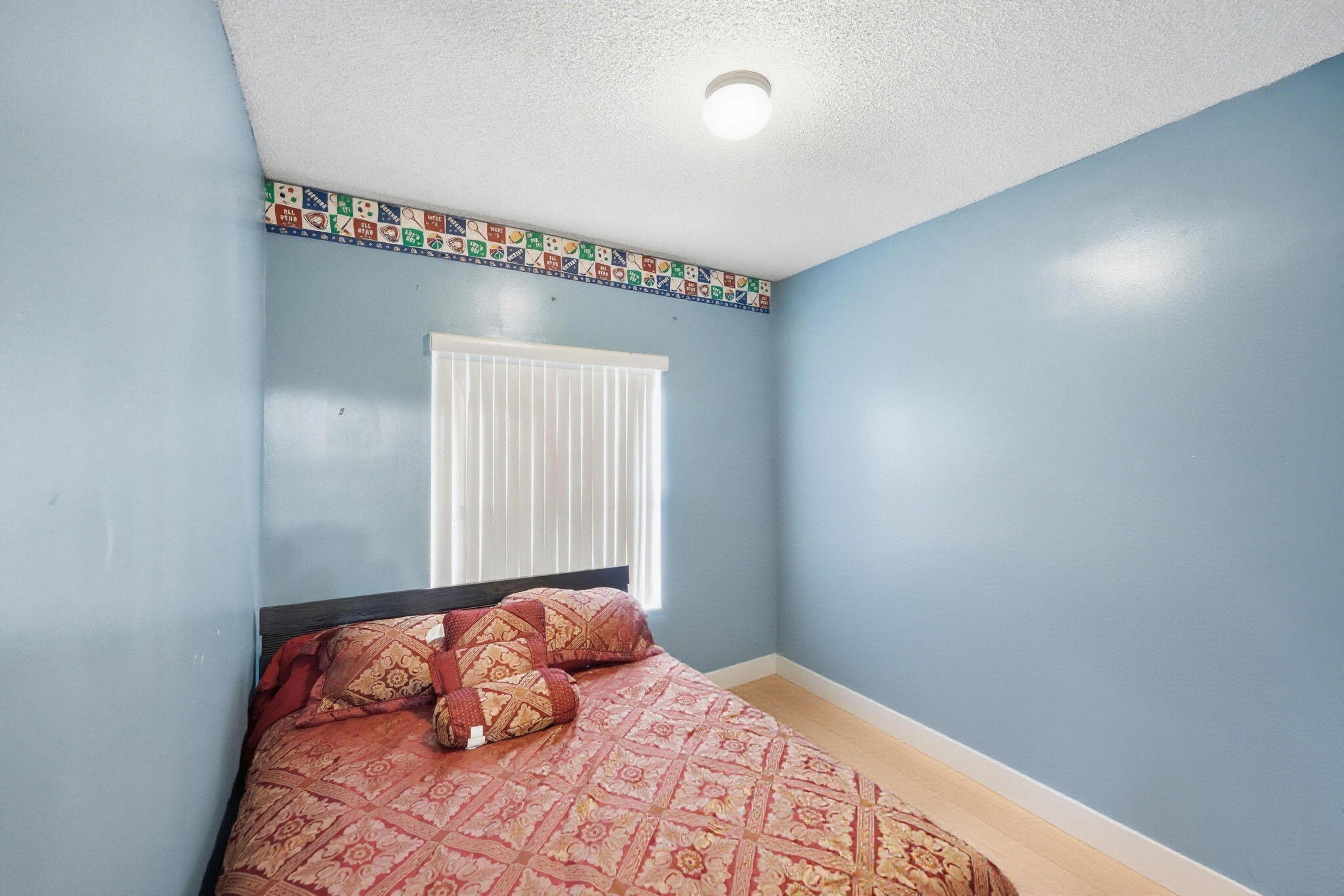 LAWRENCE GROVE 1 - Residential Lease