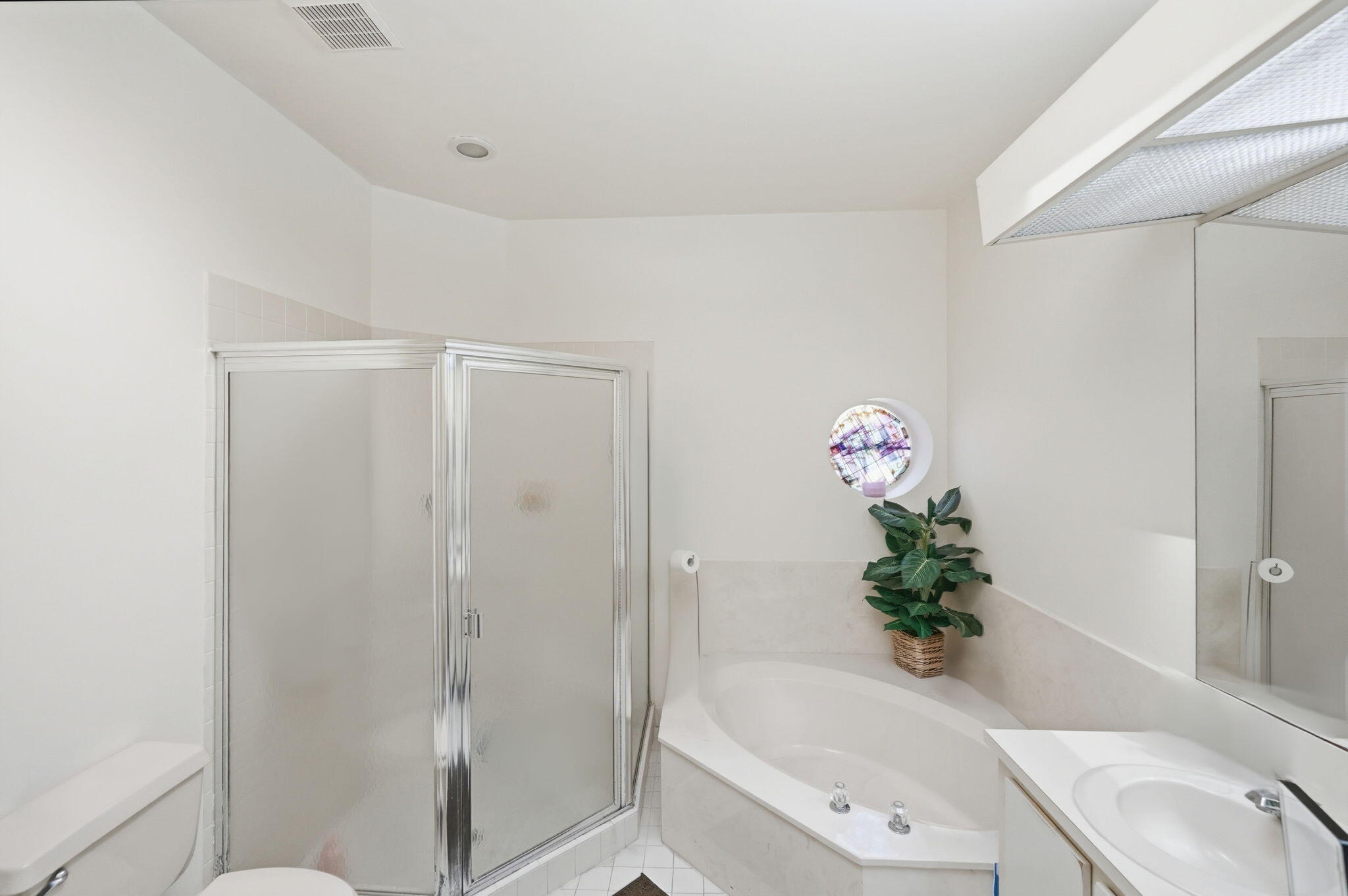 LAWRENCE GROVE 1 - Residential Lease