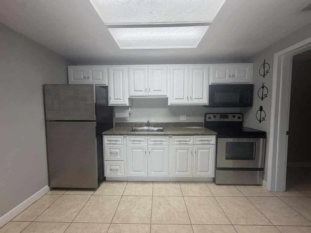Photo of 7194 Southgate Boulevard, Tamarac, FL 33321 (MLS # B26062238)