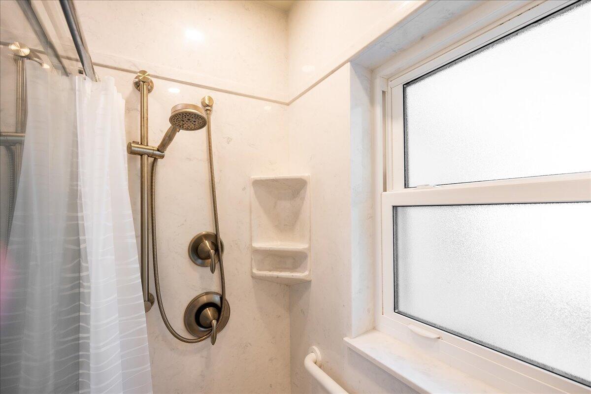 SUNSET PARK - Residential