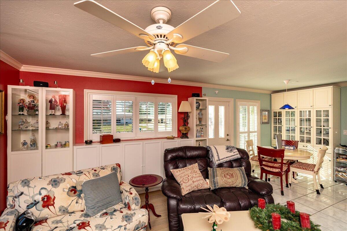 SUNSET PARK - Residential