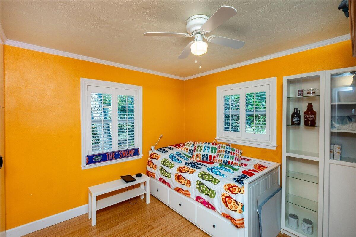 SUNSET PARK - Residential