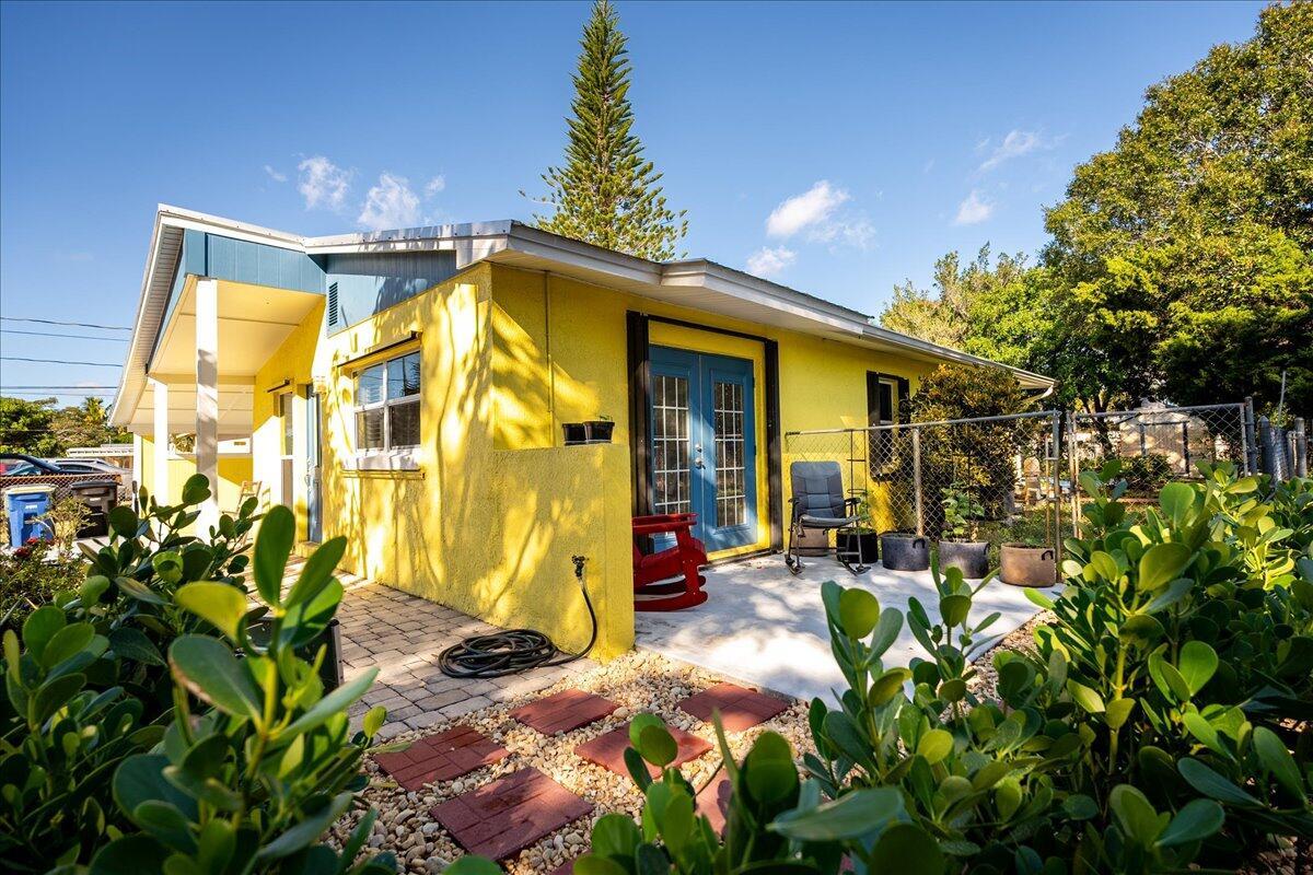 SUNSET PARK - Residential