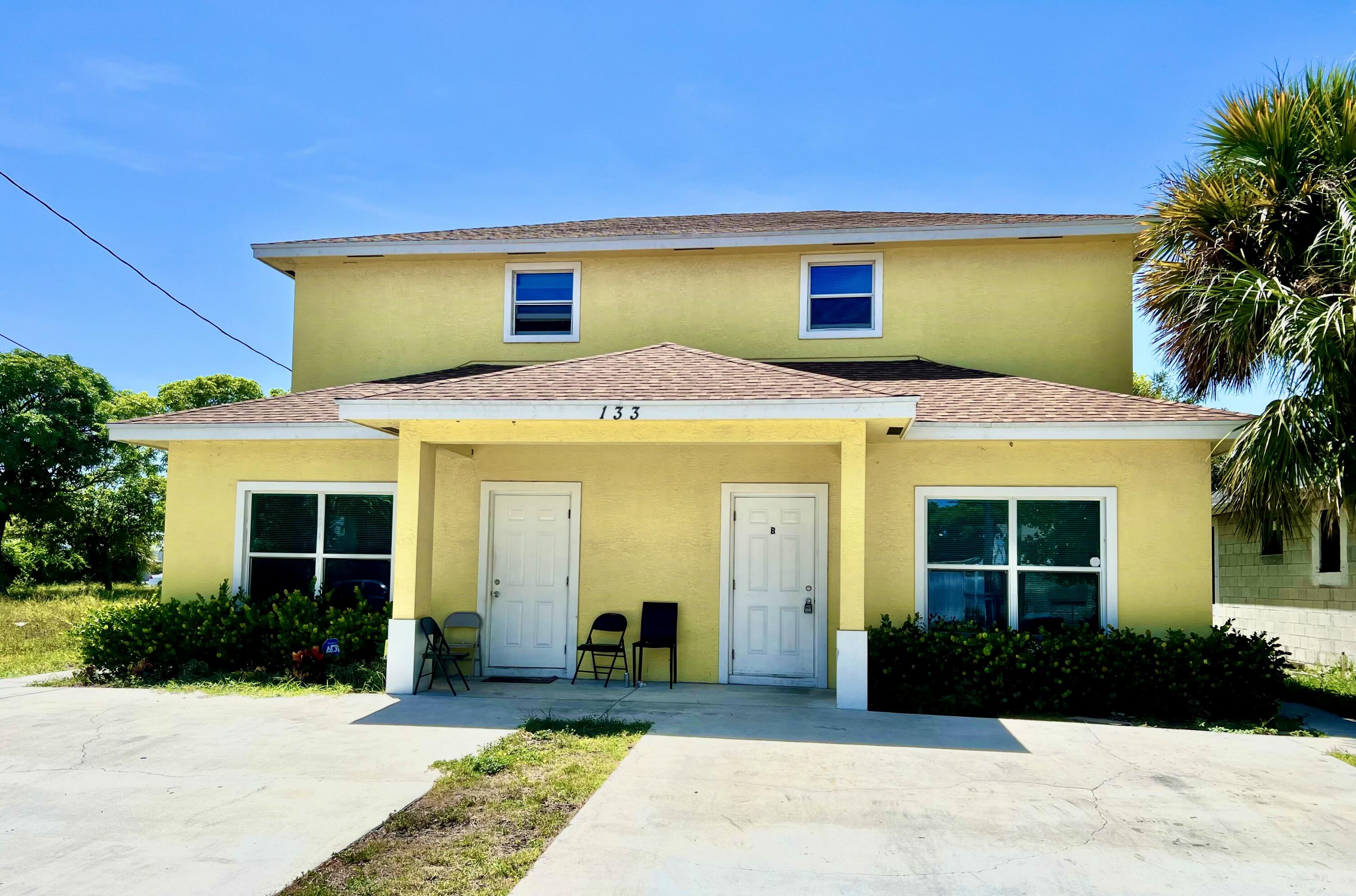 Beautiful townhome ready for new family*Freshly painted throughout, new flooring on stairs & upstairs bedroom. No homeowners Assoc. Ready to move-In