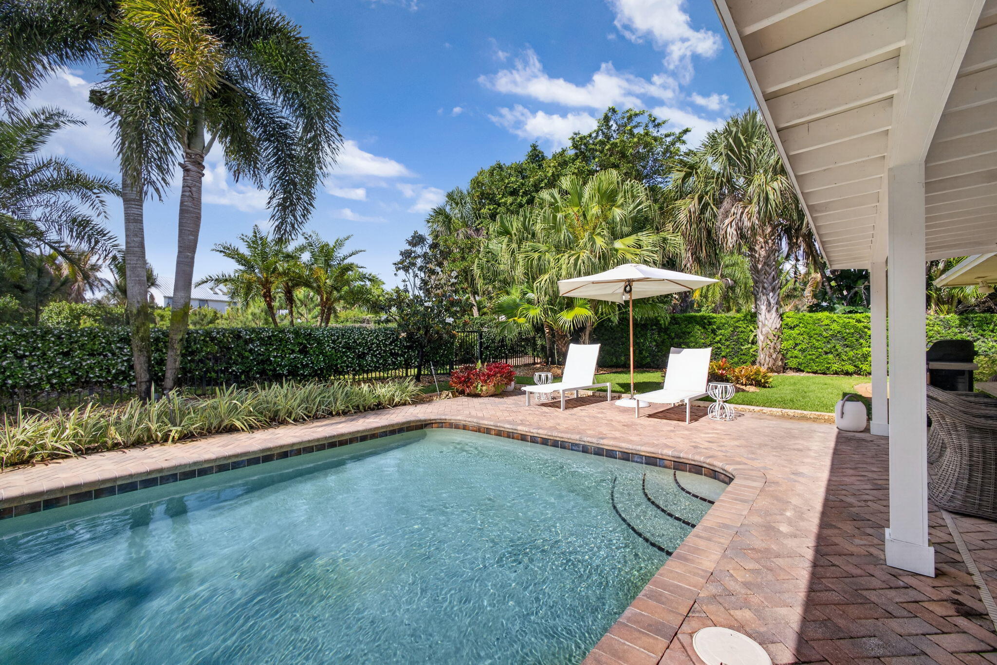 Tequesta Country Club - Residential