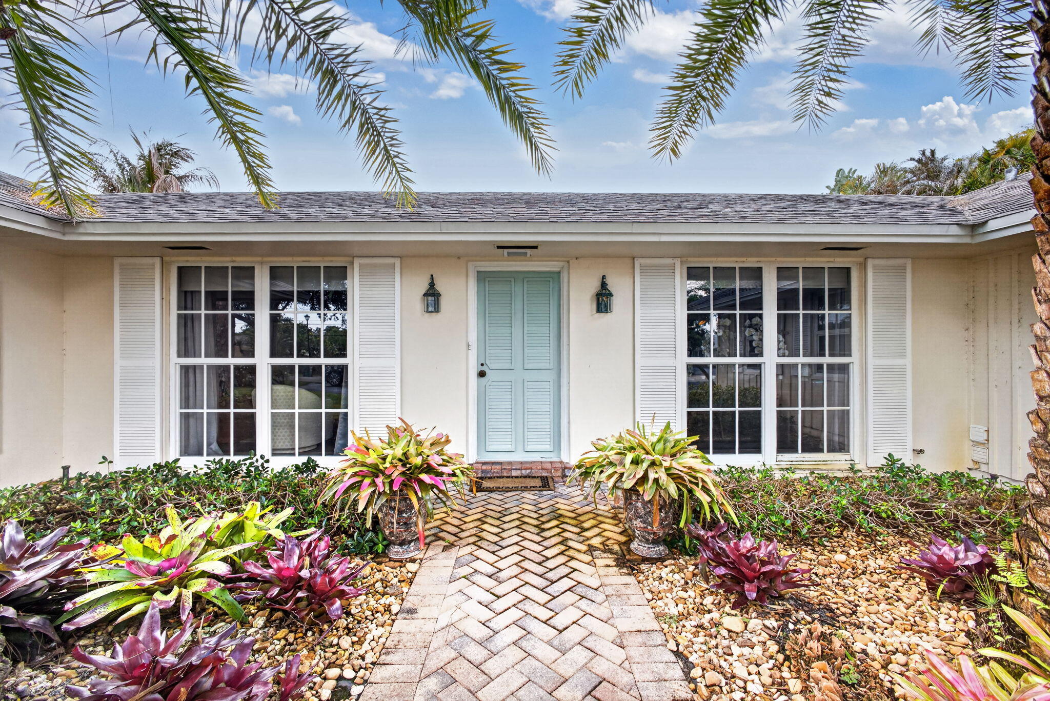 291 Country Club Drive
