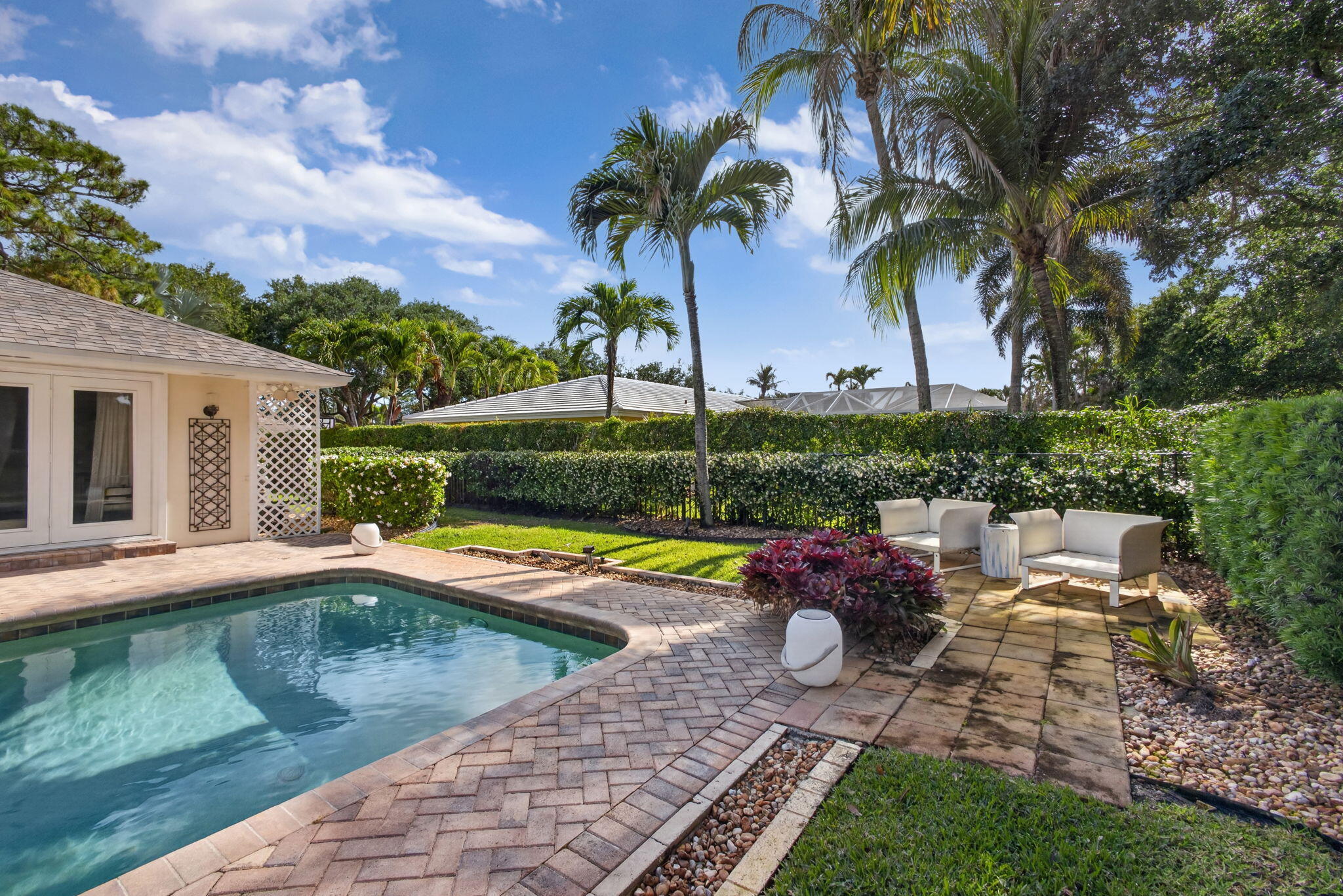 Tequesta Country Club - Residential
