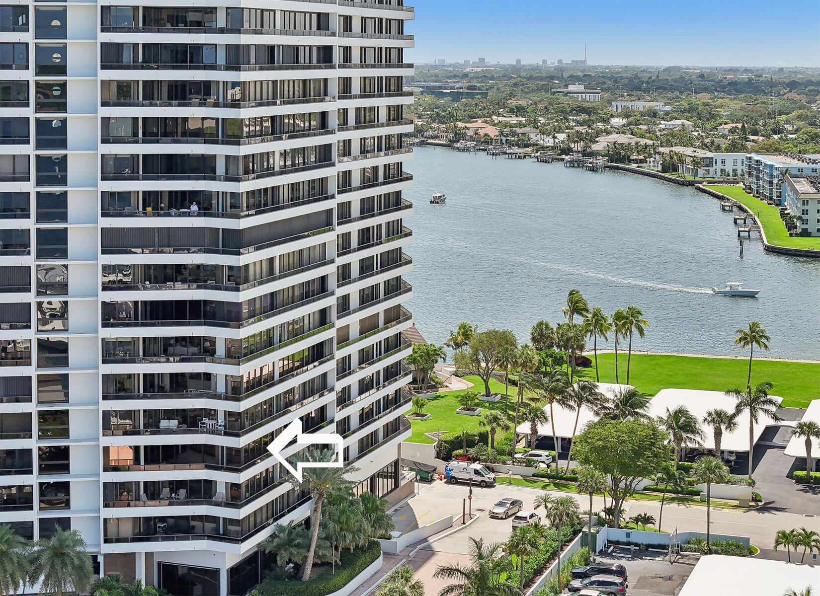 OLD PORT COVE LAKE POINT TOWER CONDO - Residential