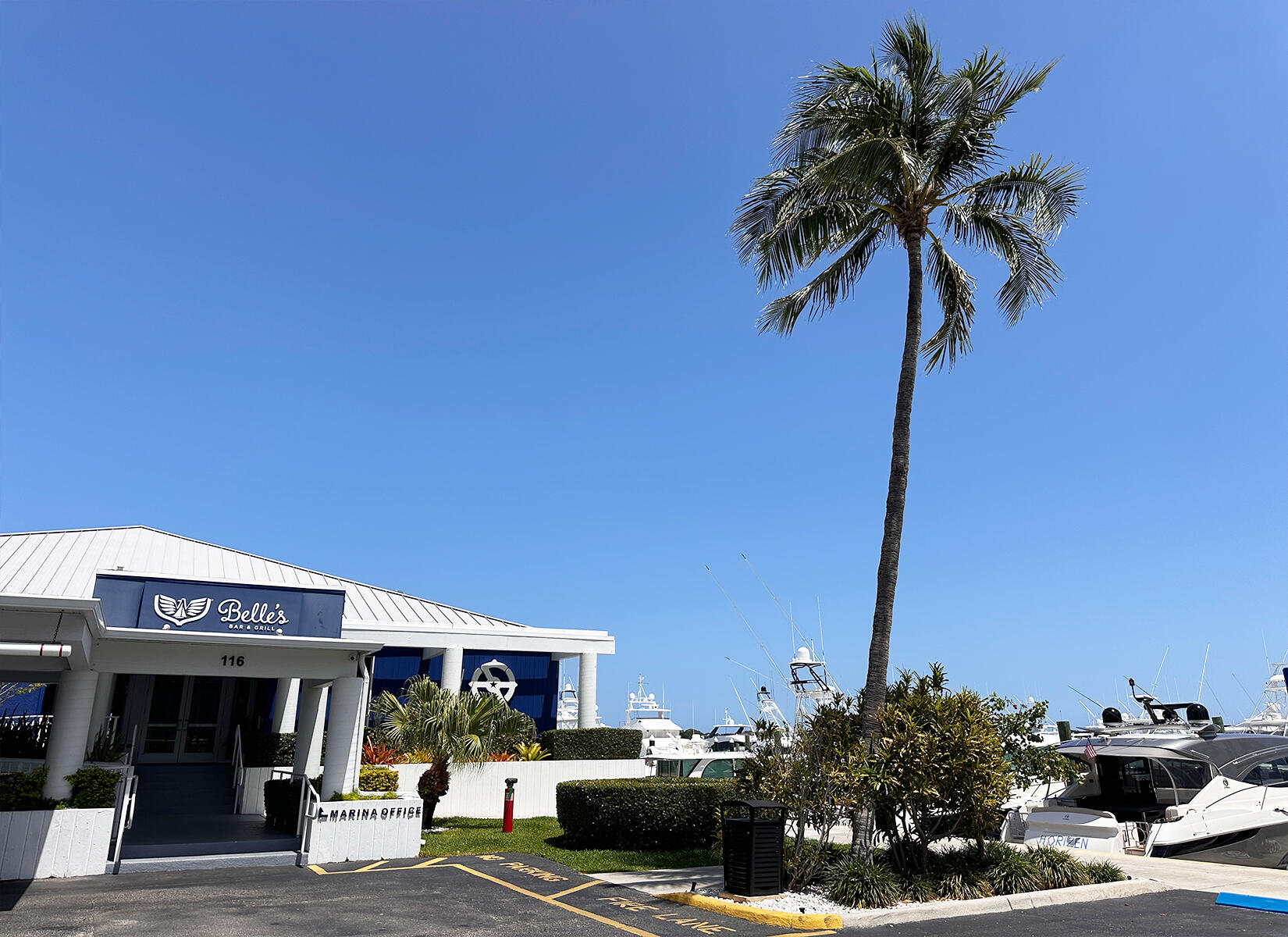 OLD PORT COVE LAKE POINT TOWER CONDO - Residential