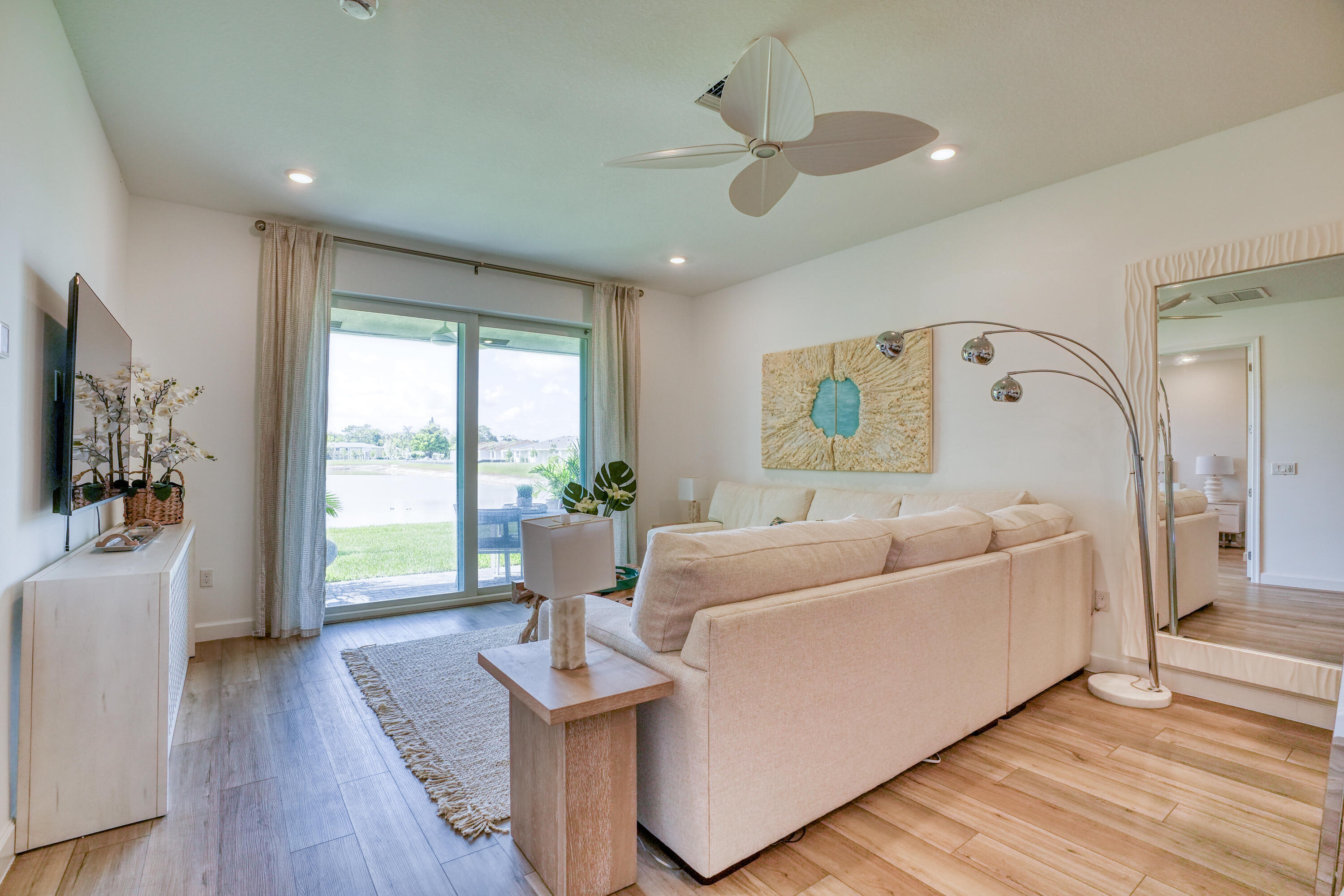 DELRAY TRAILS - Residential