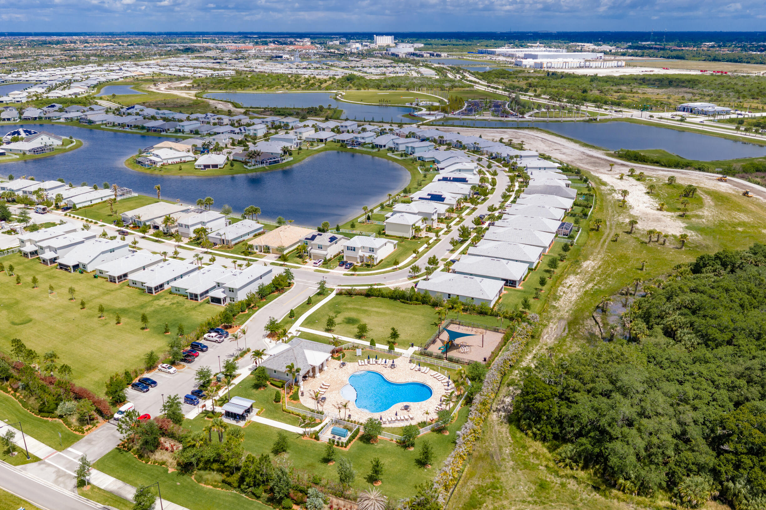PULTE AT TRADITION PHASE 1 - Residential