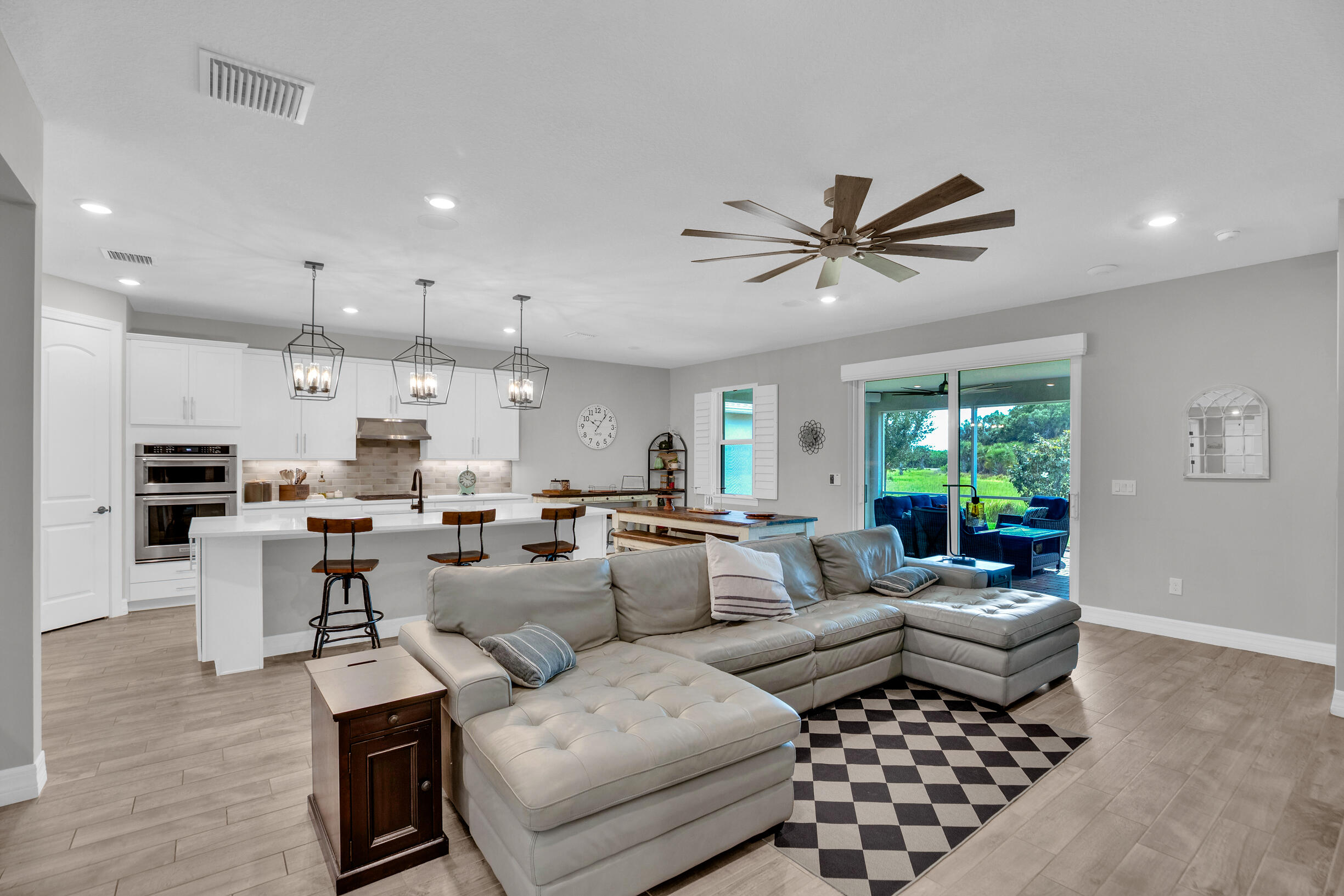 PULTE AT TRADITION PHASE 1 - Residential