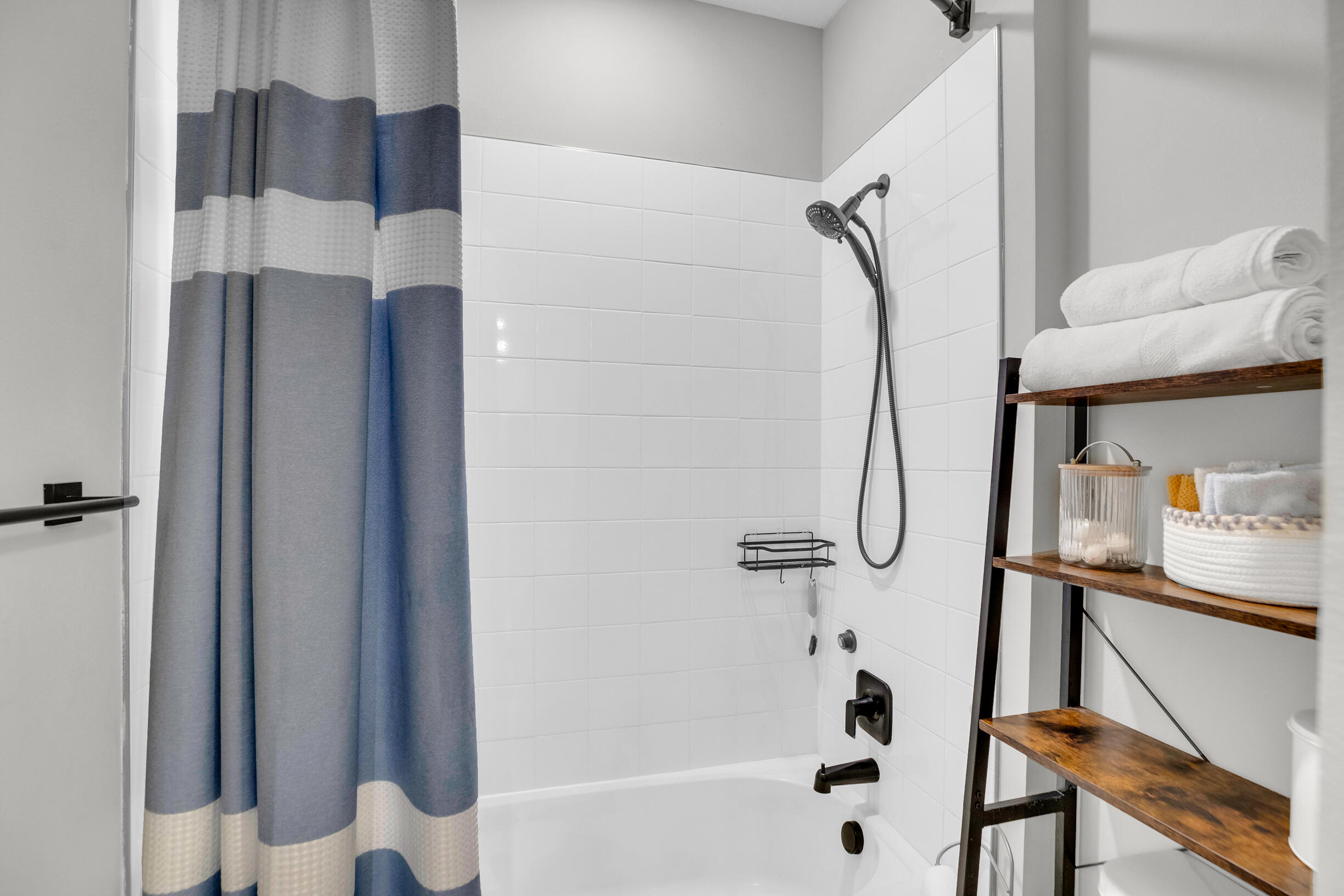 PULTE AT TRADITION PHASE 1 - Residential