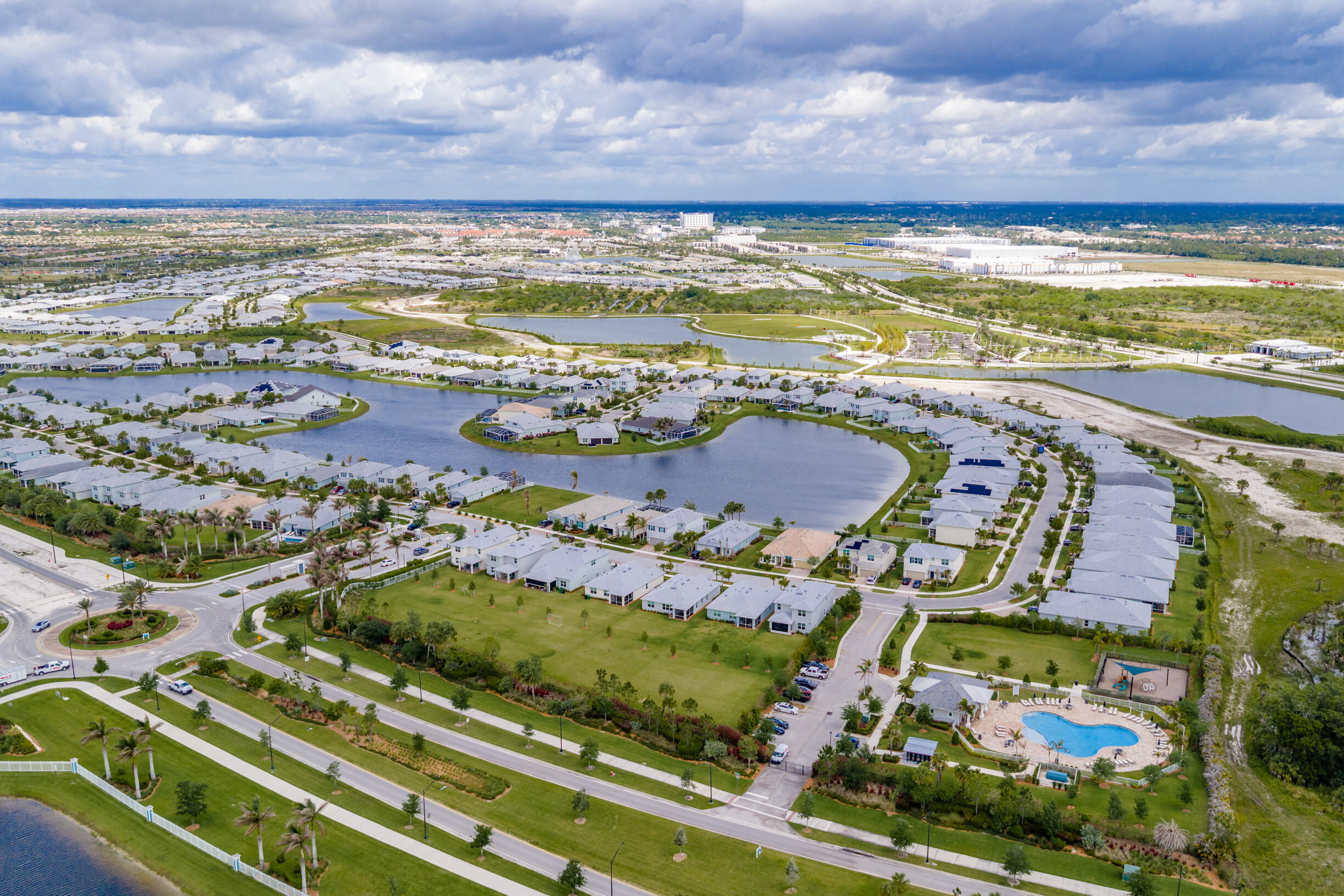 PULTE AT TRADITION PHASE 1 - Residential