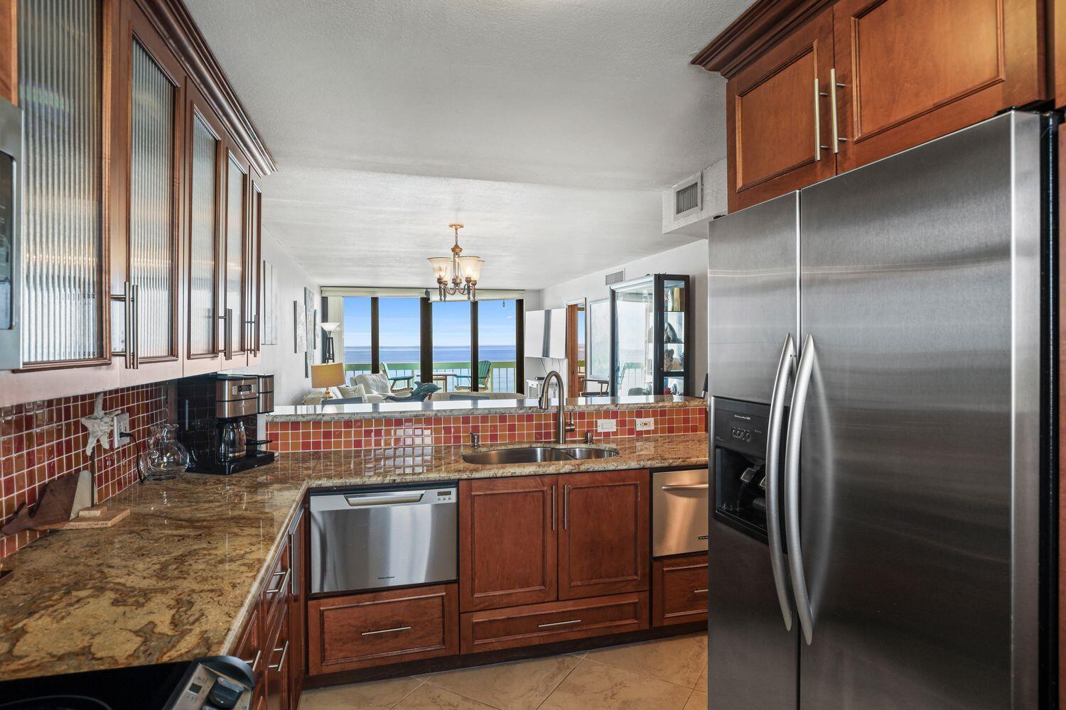 OCEANA OCEANFRONT CONDOMI - Residential Lease