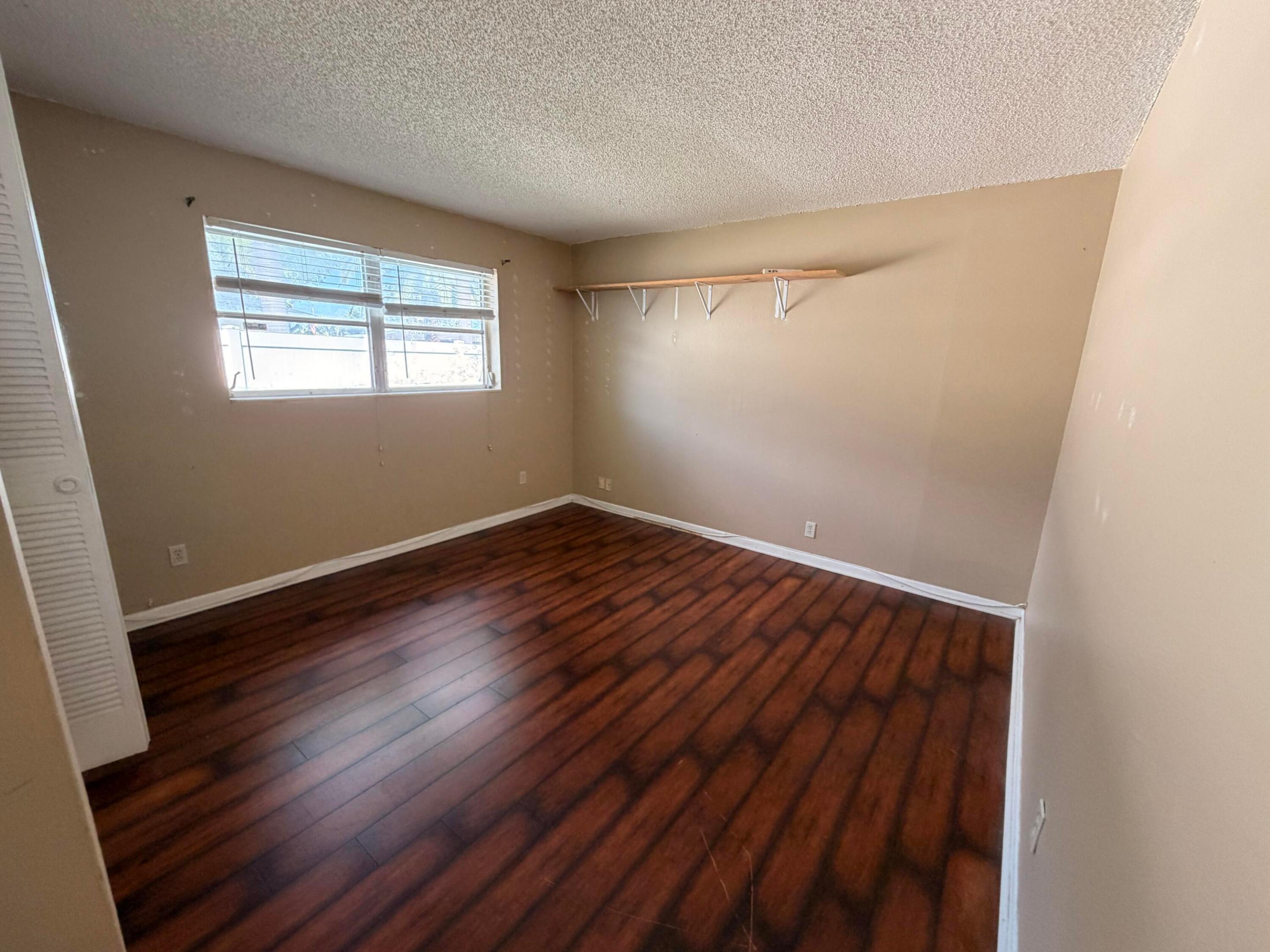 ARROWHEAD GOLF & TENNIS CLUB - Residential