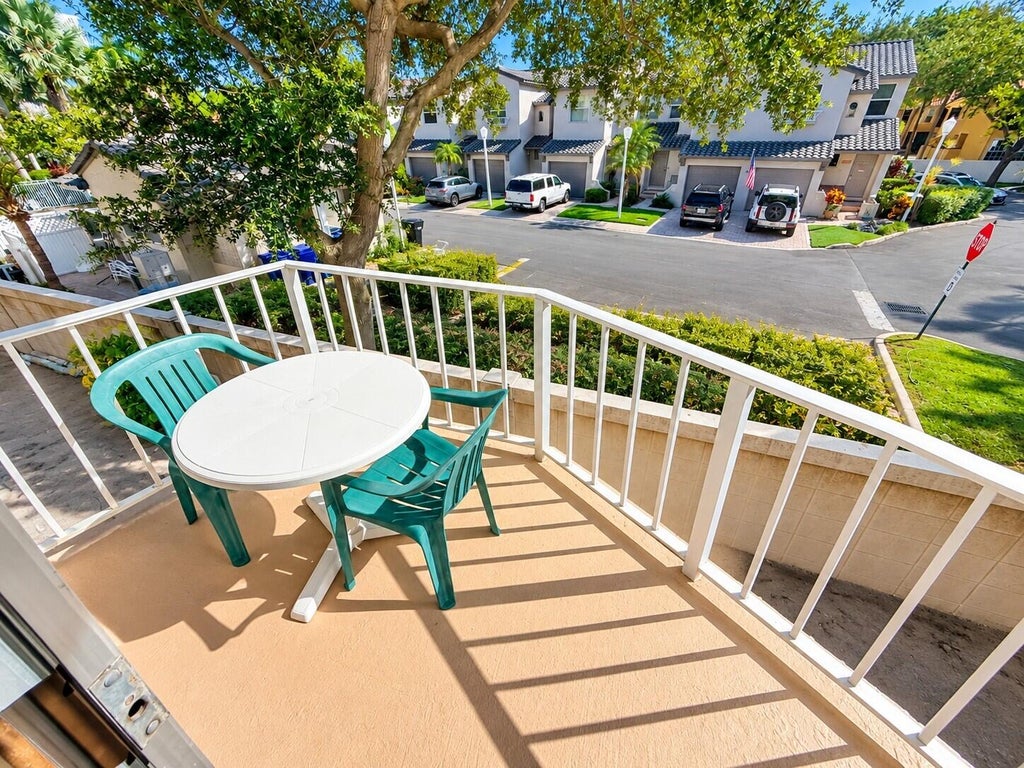 Photo of 1967 S OCEAN Boulevard #228-D, Lauderdale By The Sea, FL 33062 (MLS # B26088198)