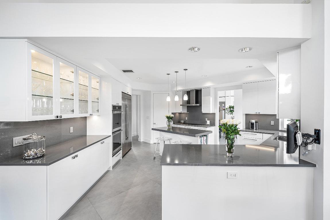 DEVON PLACE - Residential