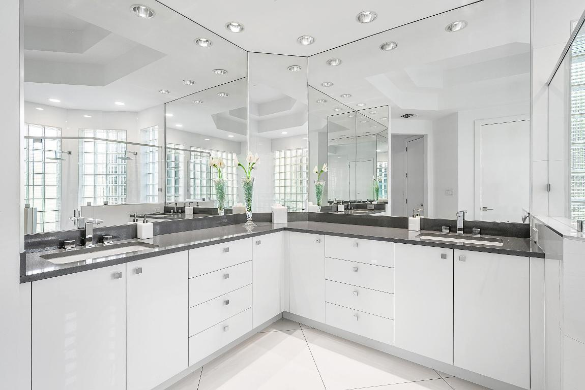 DEVON PLACE - Residential