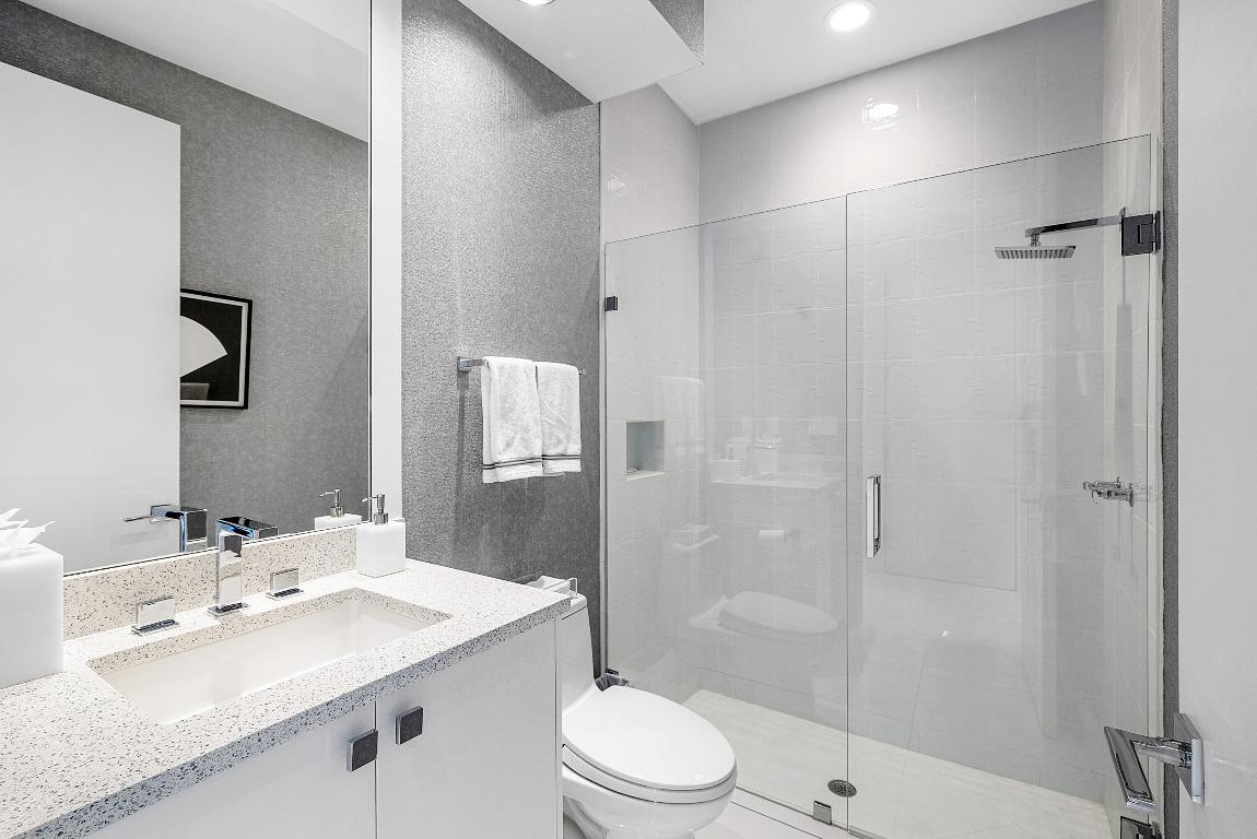 DEVON PLACE - Residential