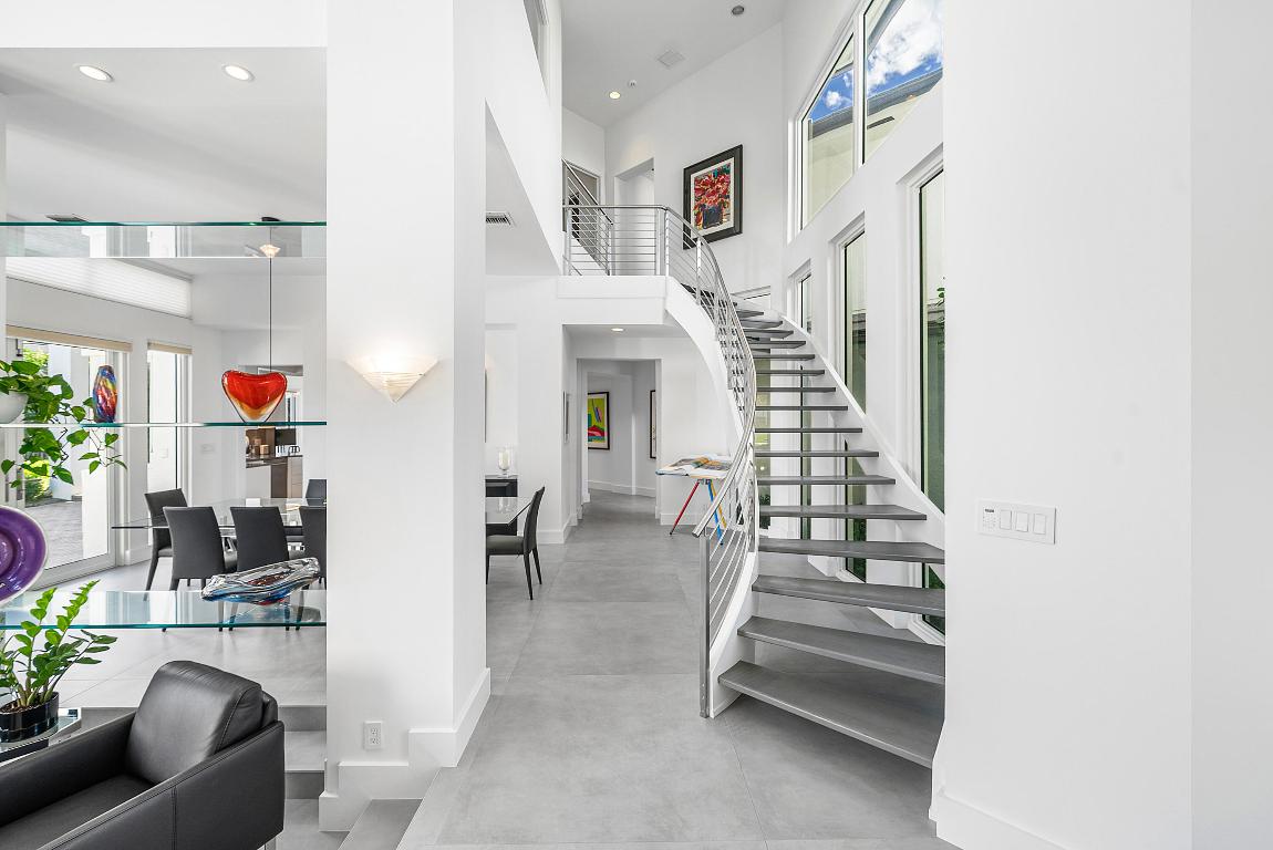 DEVON PLACE - Residential