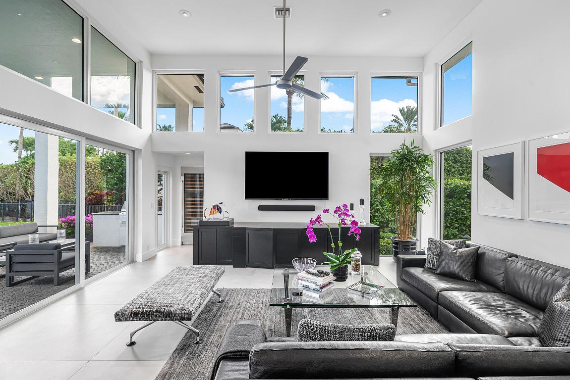 DEVON PLACE - Residential