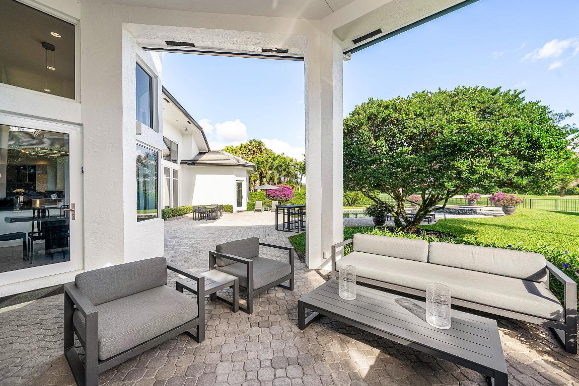 DEVON PLACE - Residential