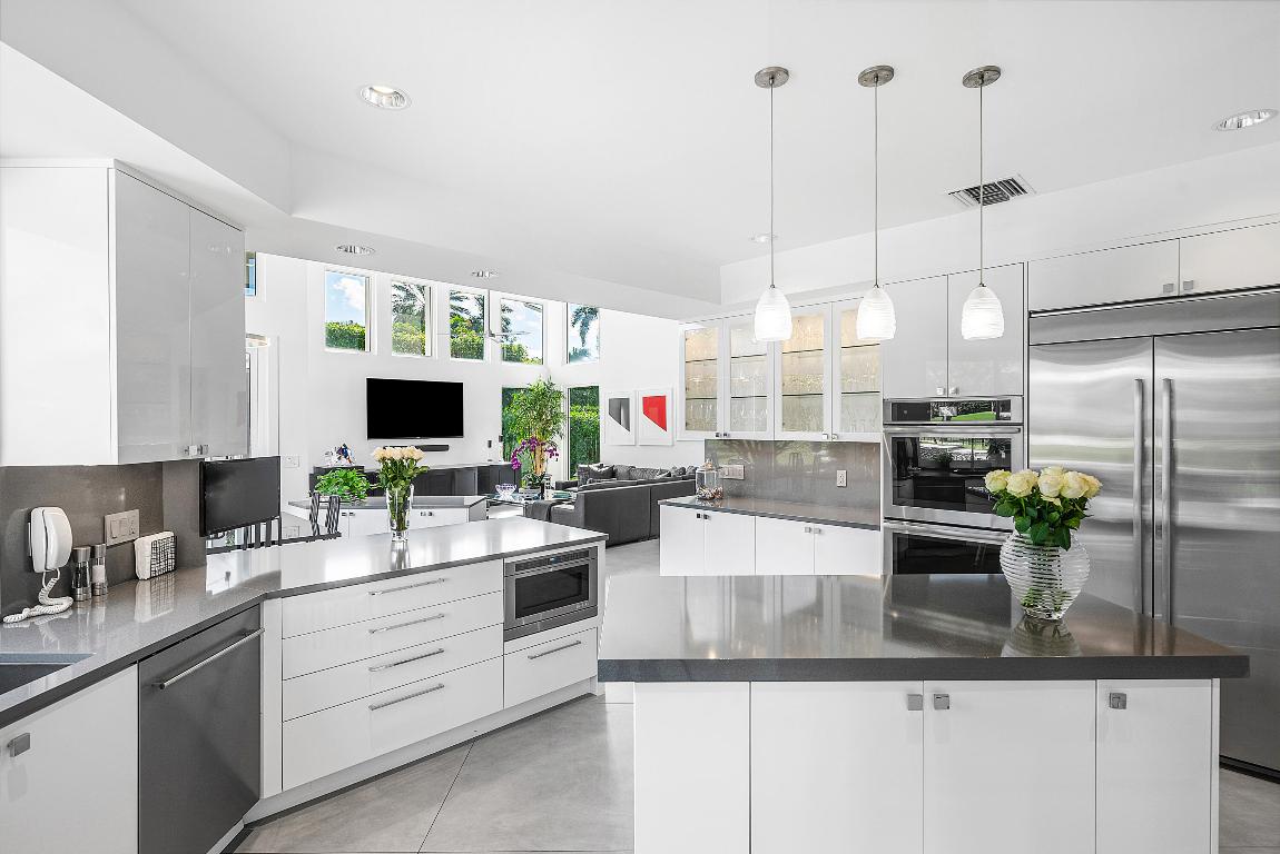 DEVON PLACE - Residential