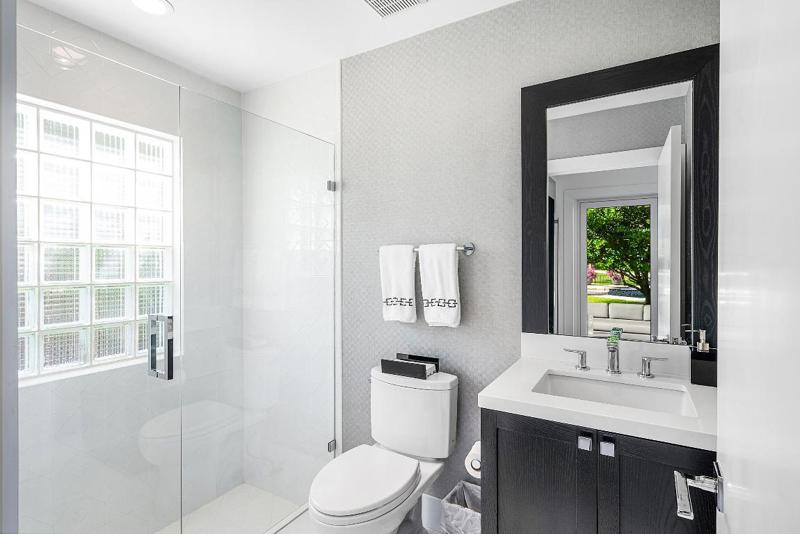 DEVON PLACE - Residential