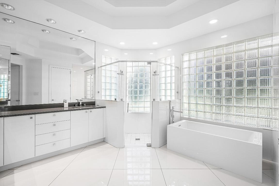 DEVON PLACE - Residential