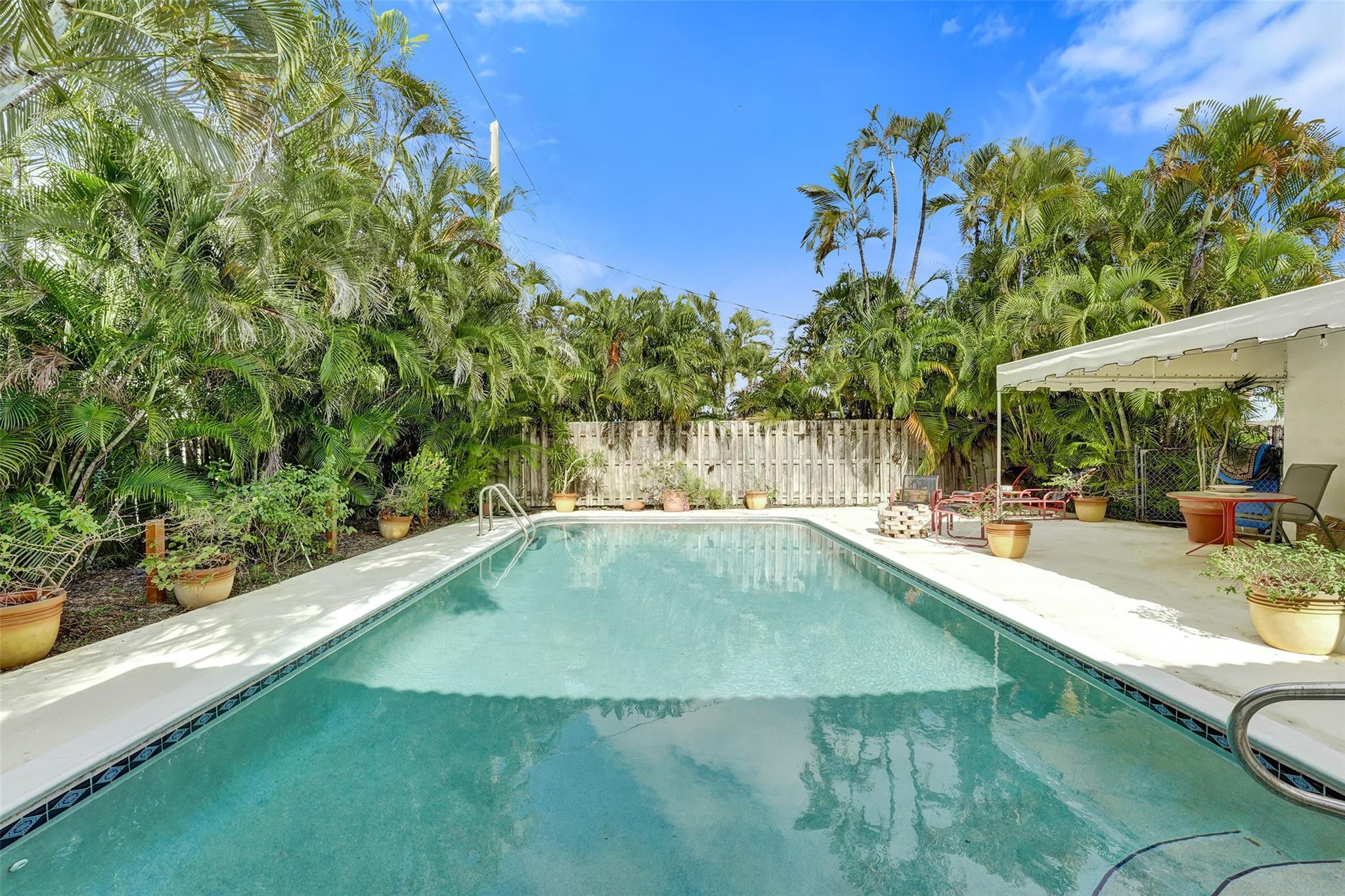 CORAL HEIGHTS - Residential