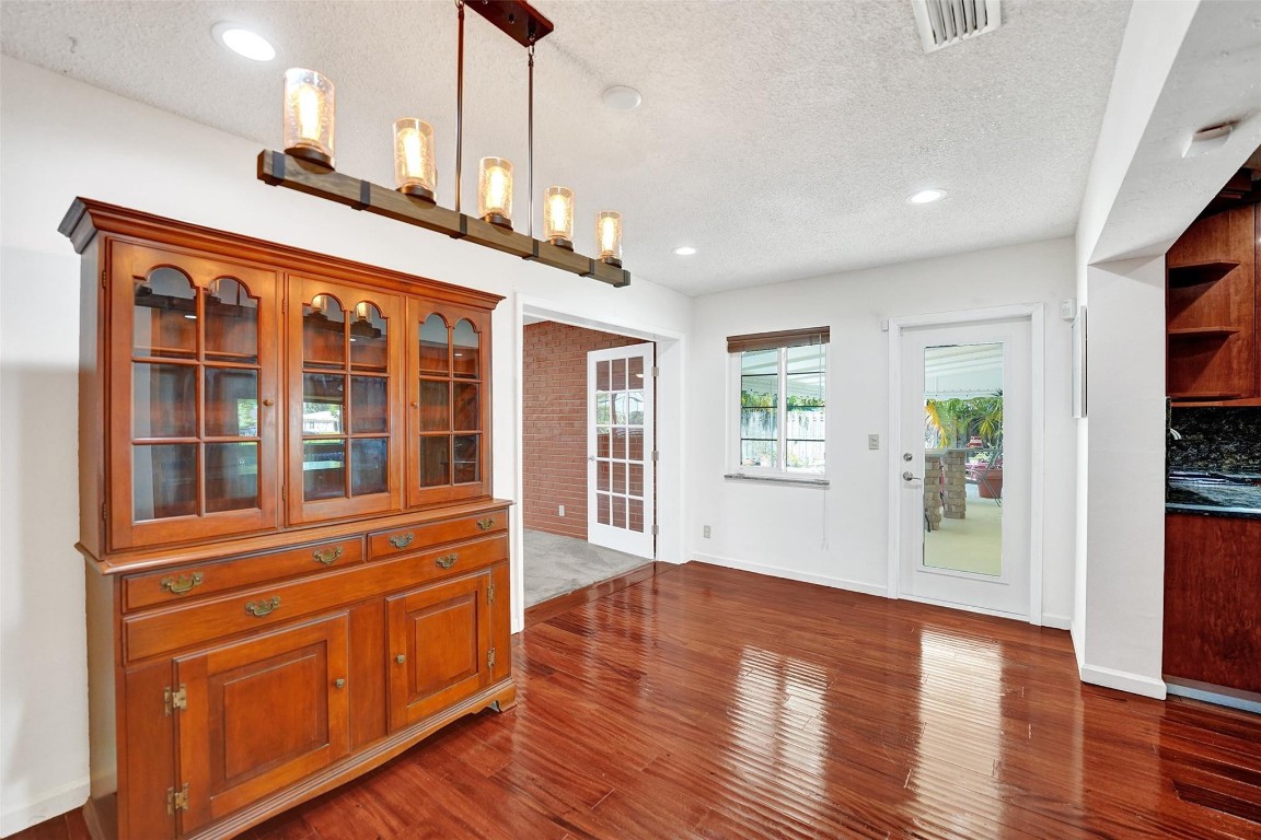 CORAL HEIGHTS - Residential