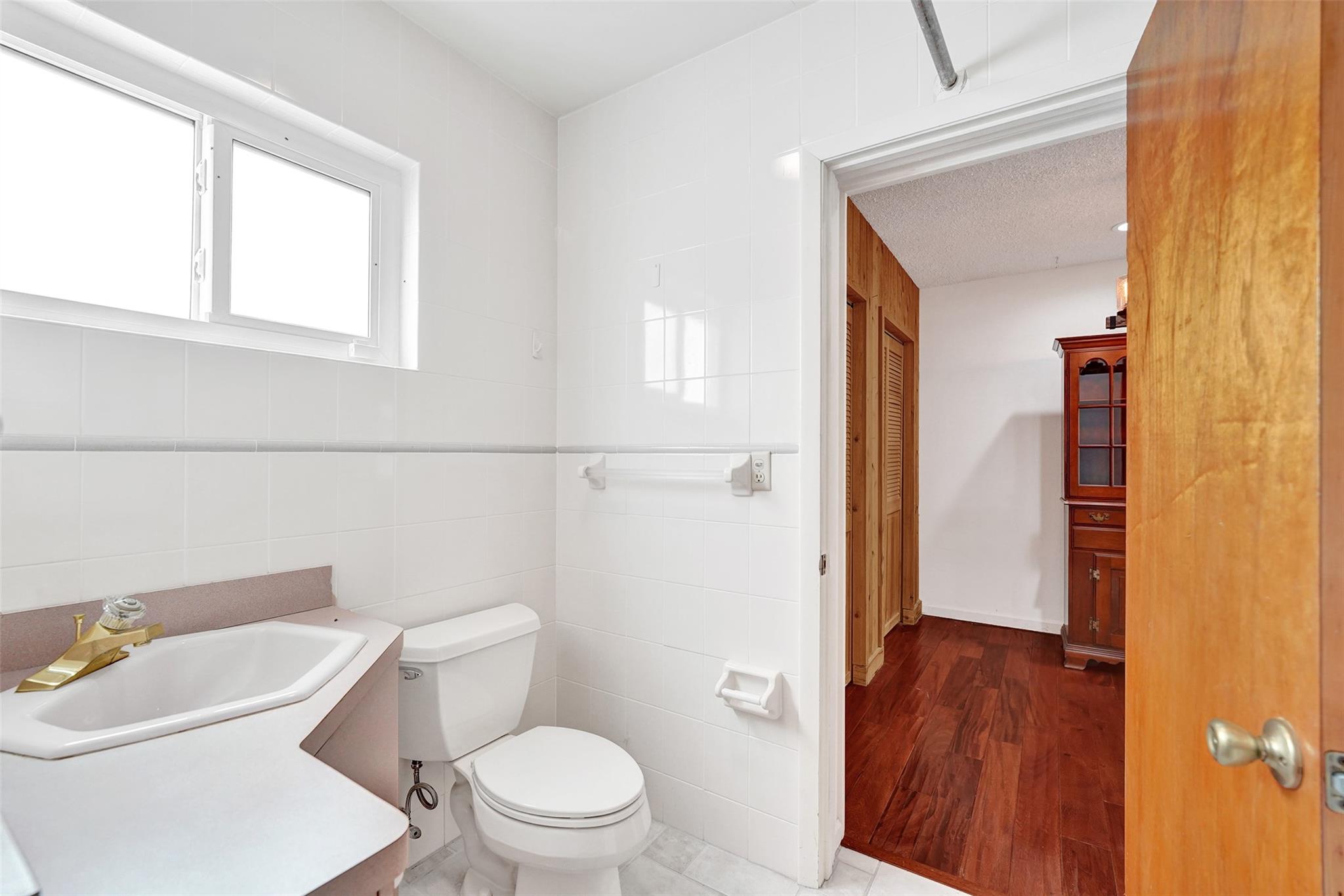 CORAL HEIGHTS - Residential