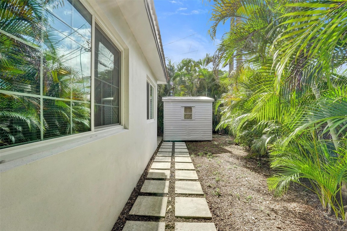 CORAL HEIGHTS - Residential