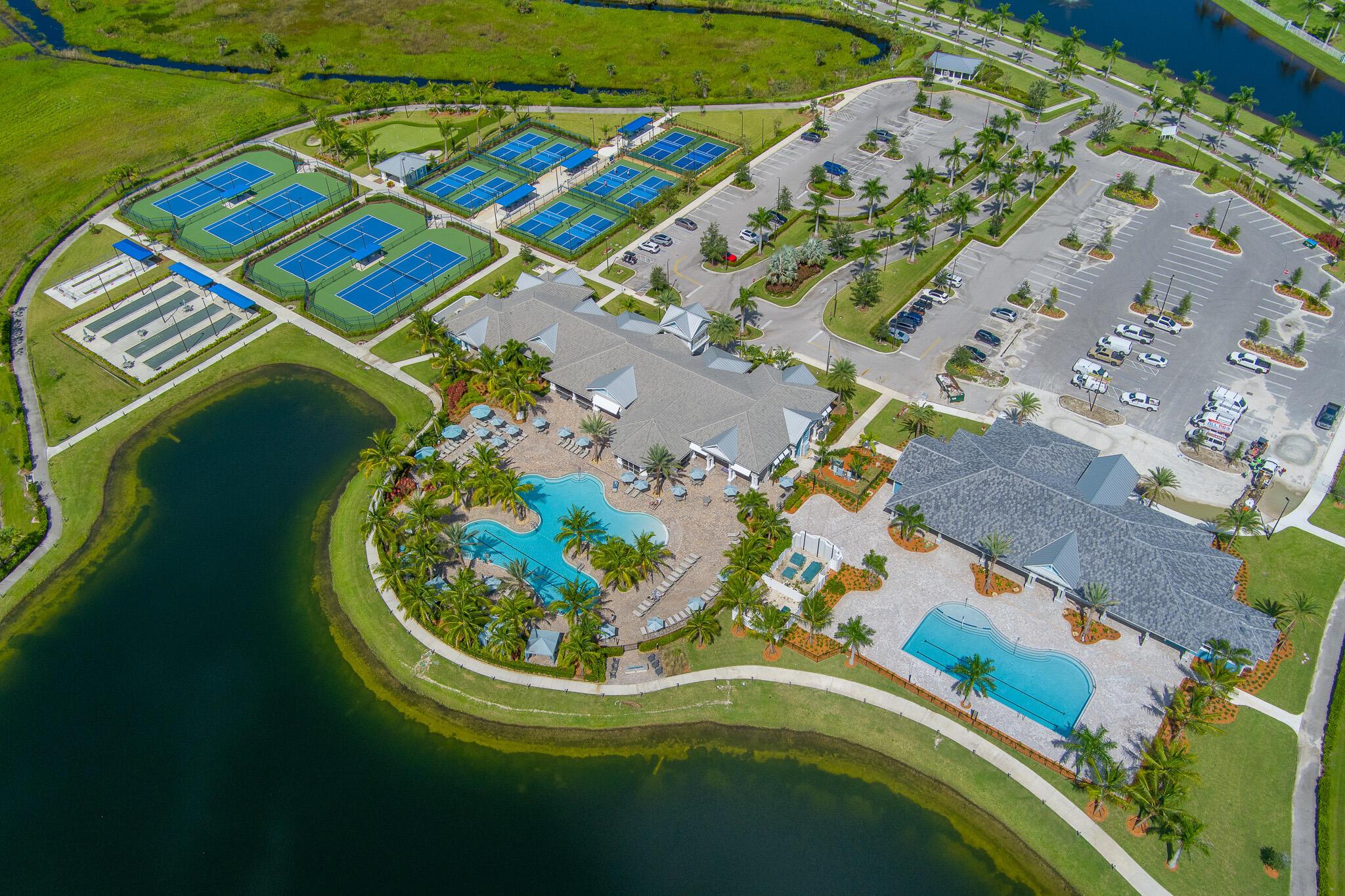 DEL WEBB AT TRADITION PLA - Residential