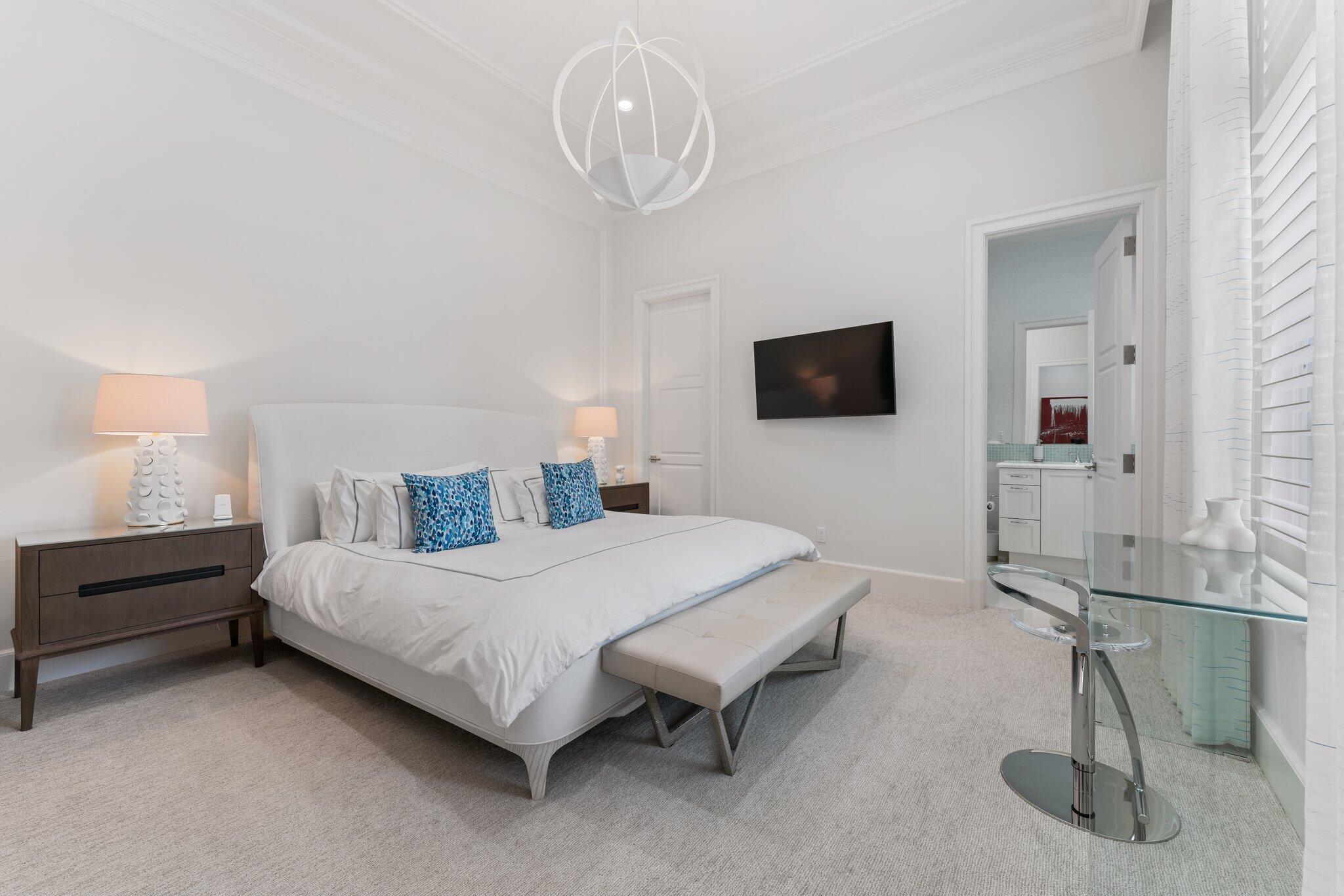 OLD PALM 4 - Residential