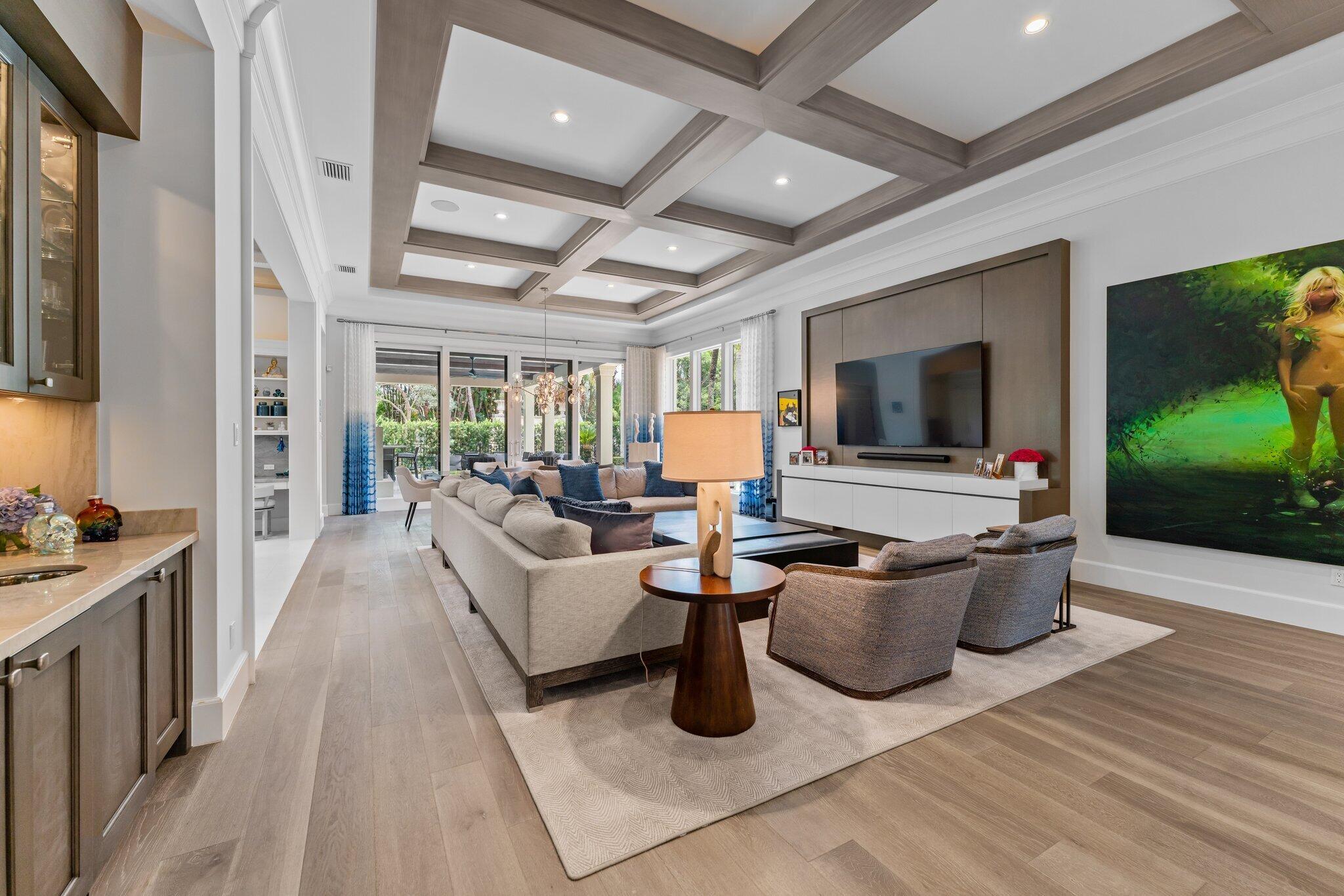 OLD PALM 4 - Residential