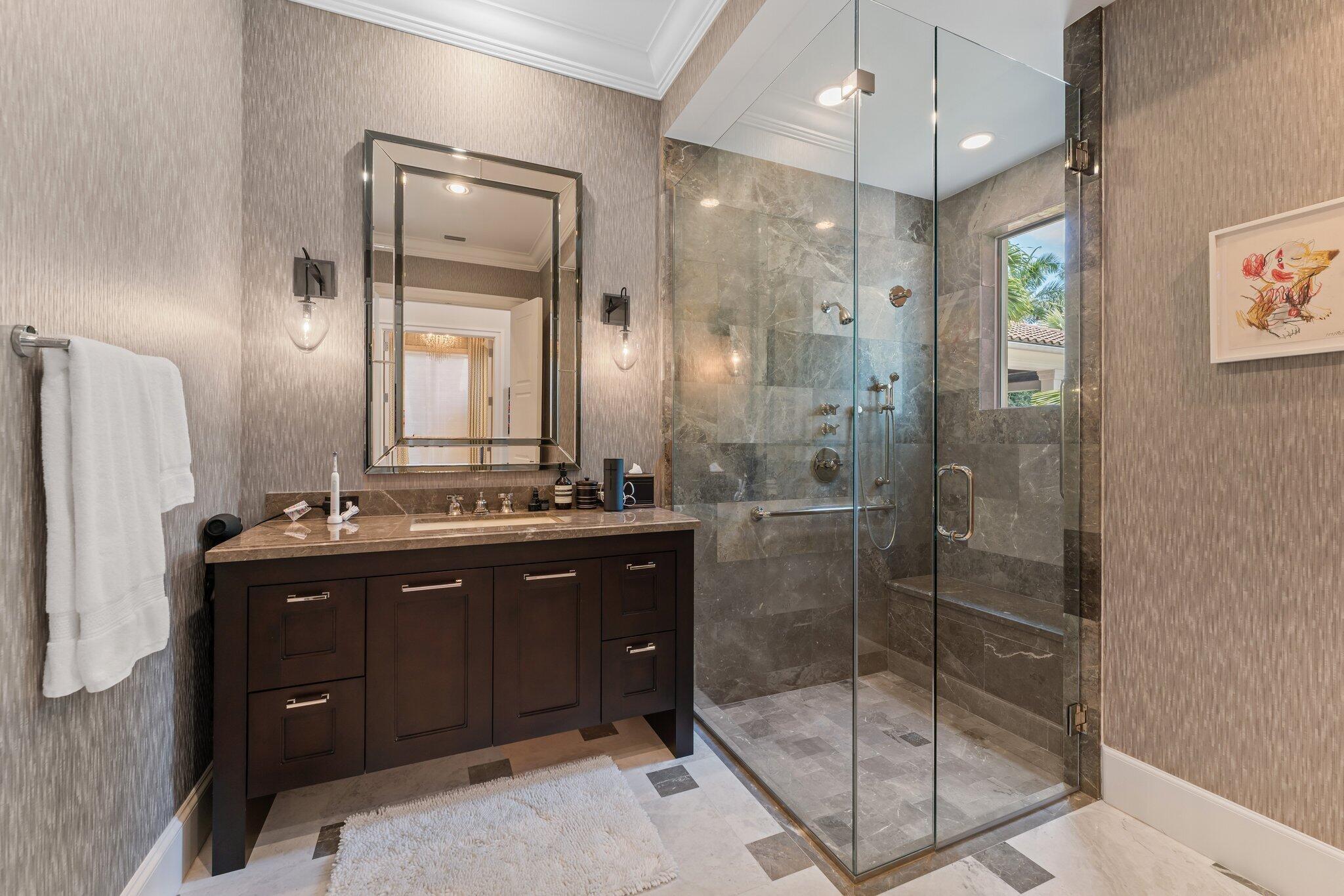 OLD PALM 4 - Residential